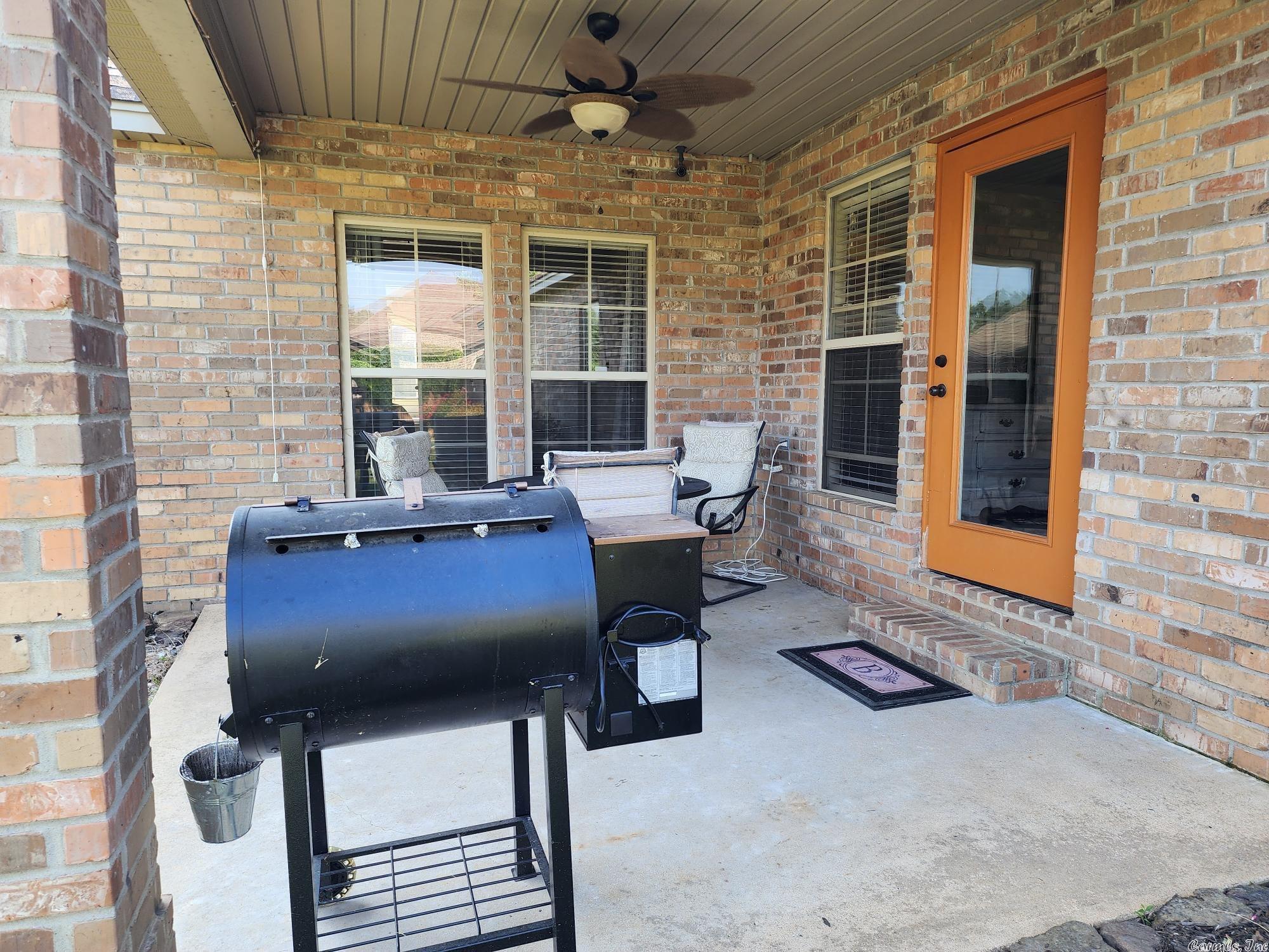 SKYLINE MEADOWS - Residential