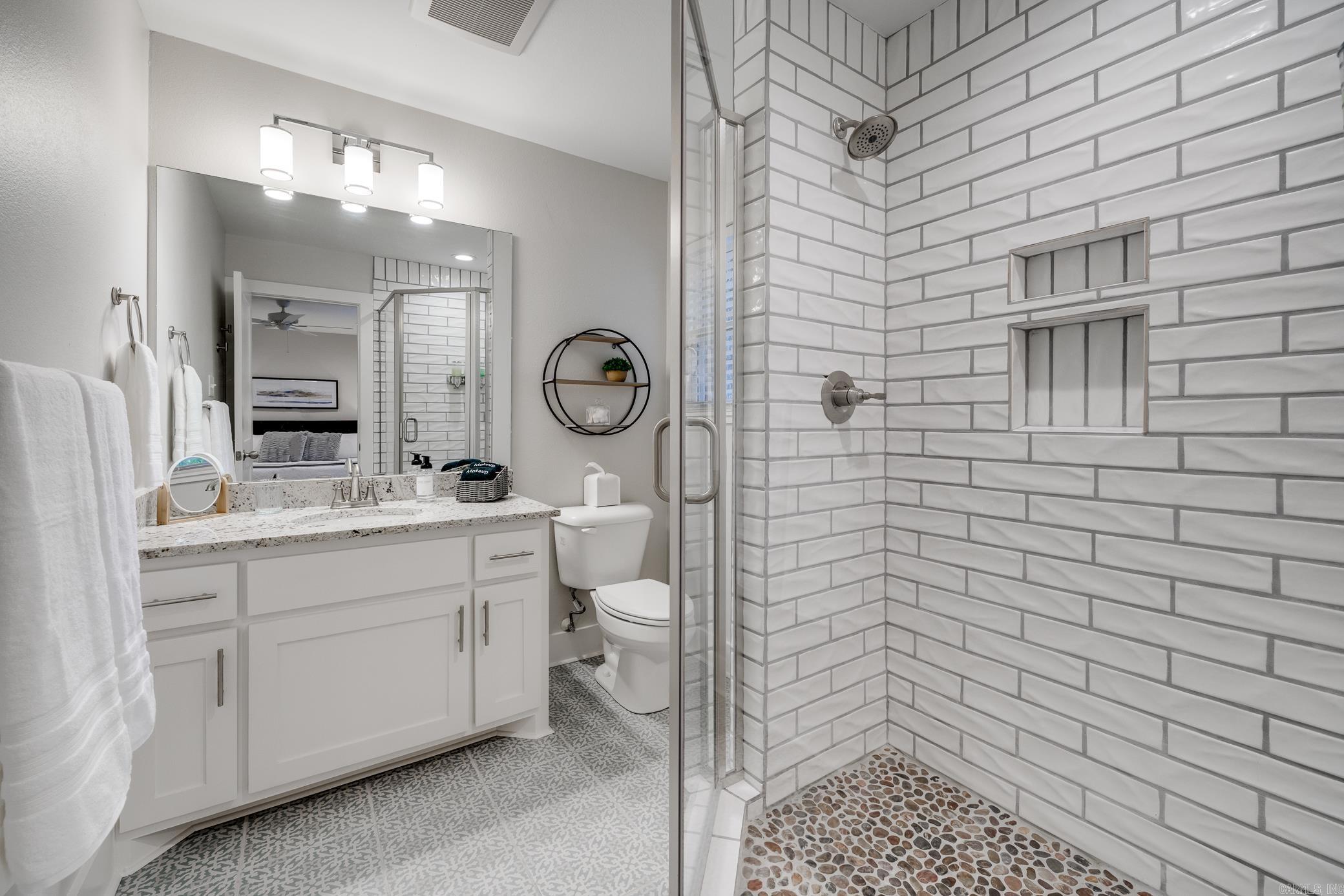 Smoking Oaks - Residential