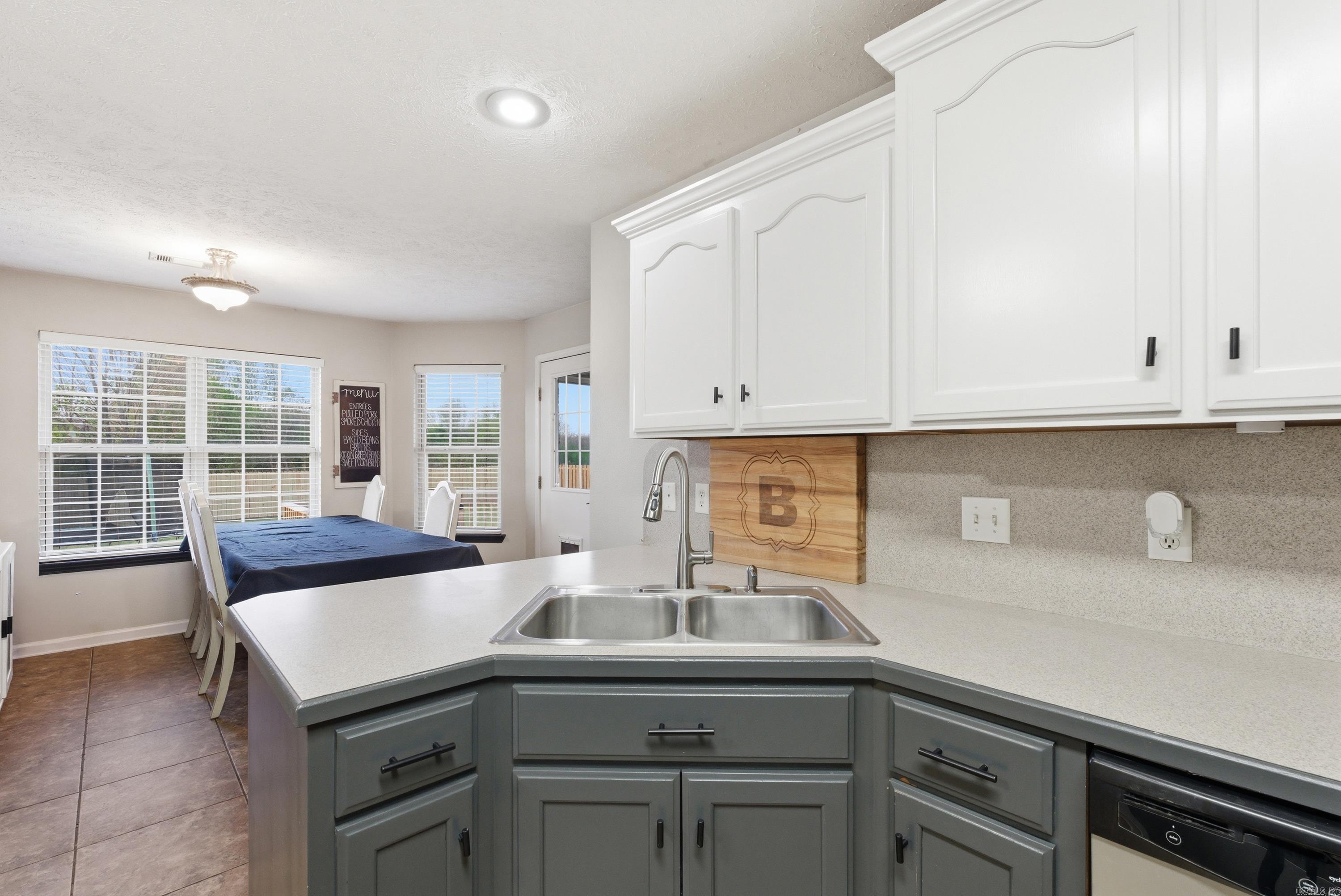 Dove Creek - Residential