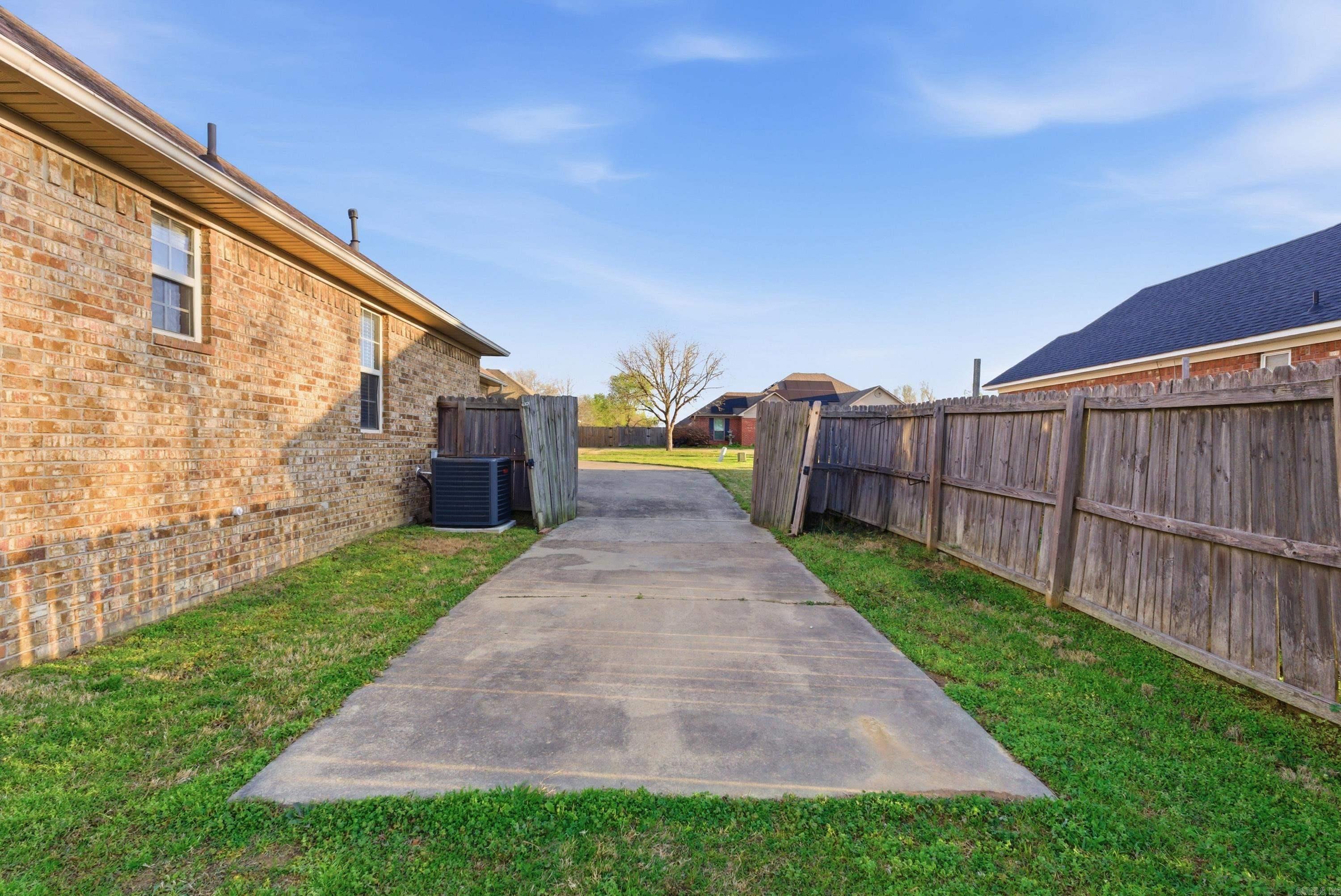 Dove Creek - Residential