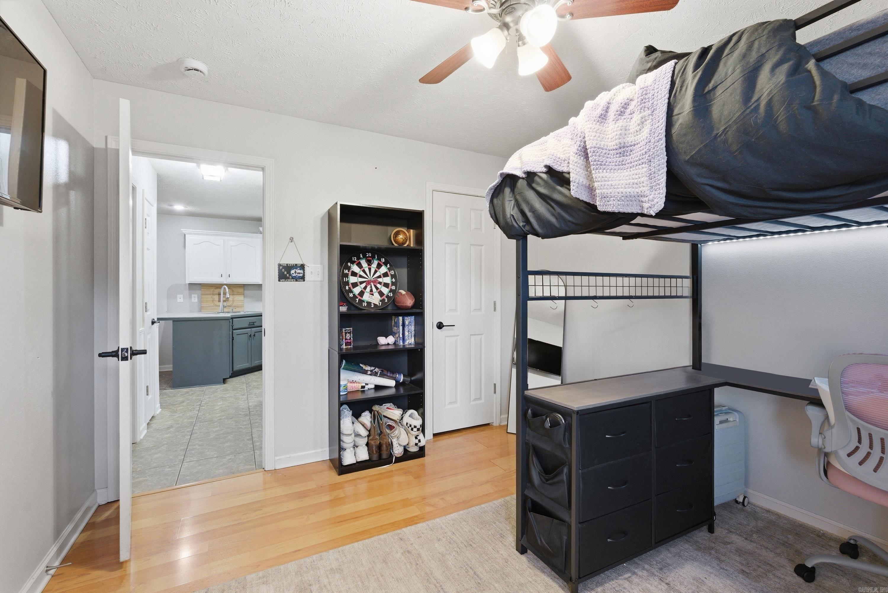 Dove Creek - Residential