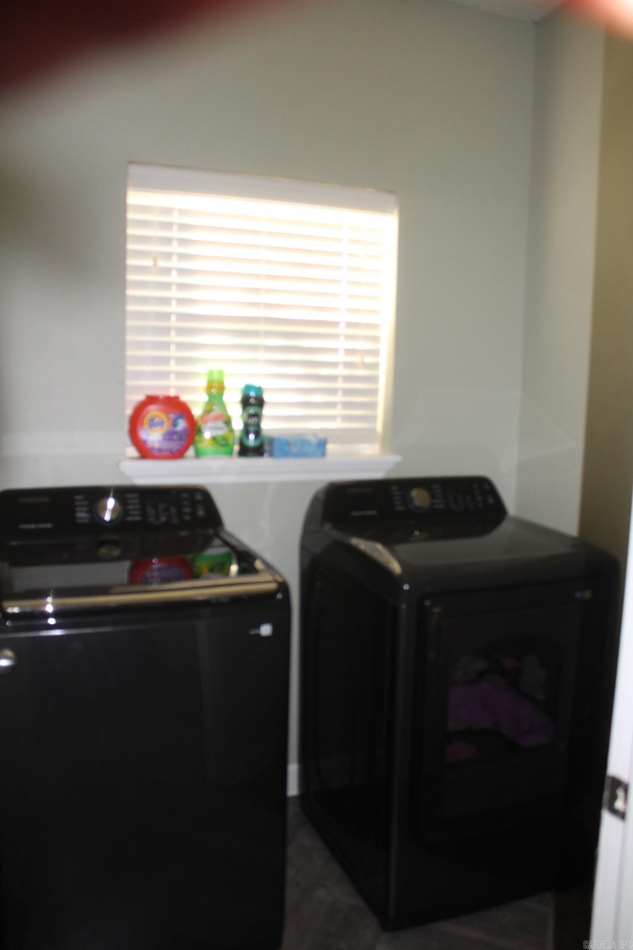 DEERWOOD ESTATES - Residential