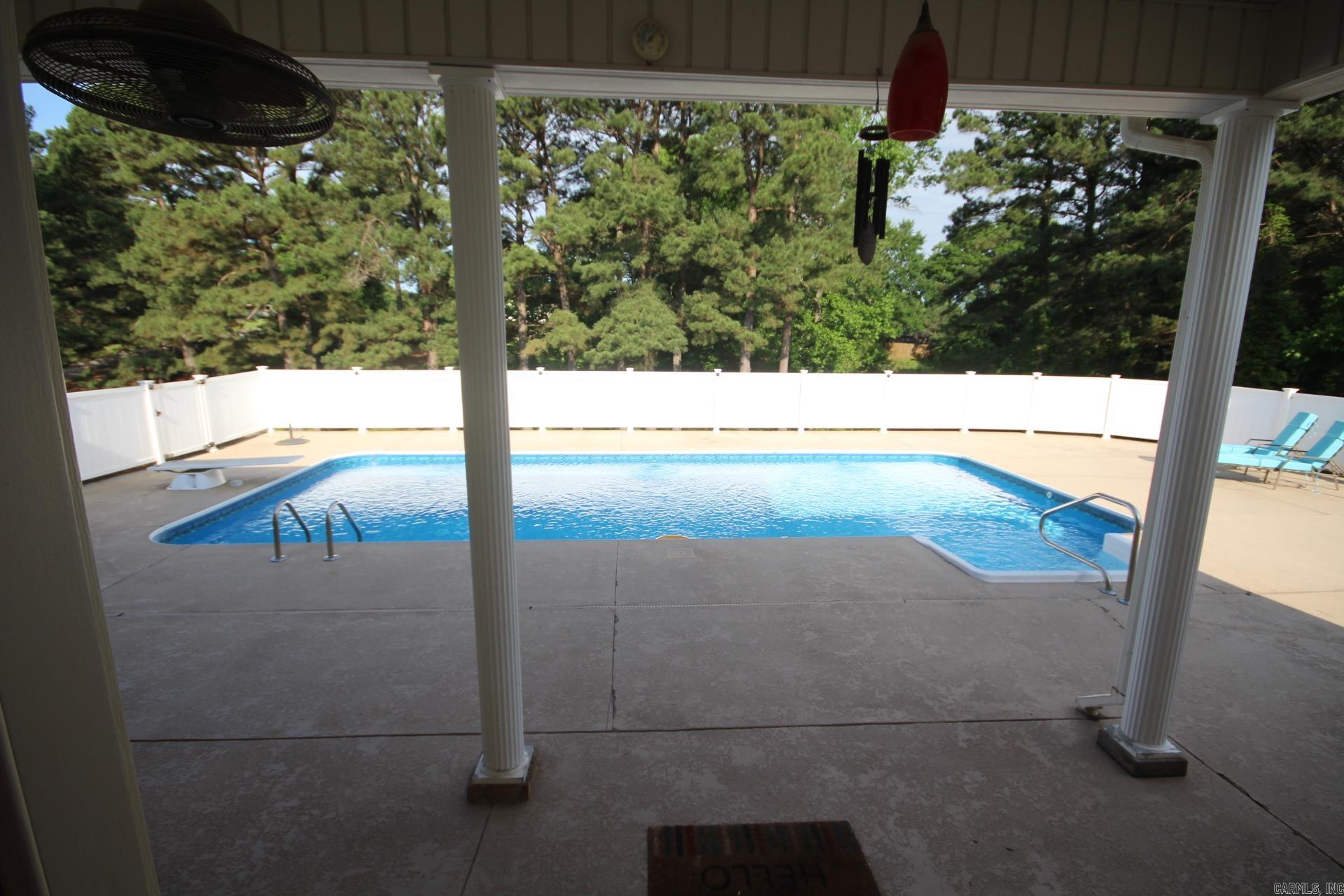 DEERWOOD ESTATES - Residential