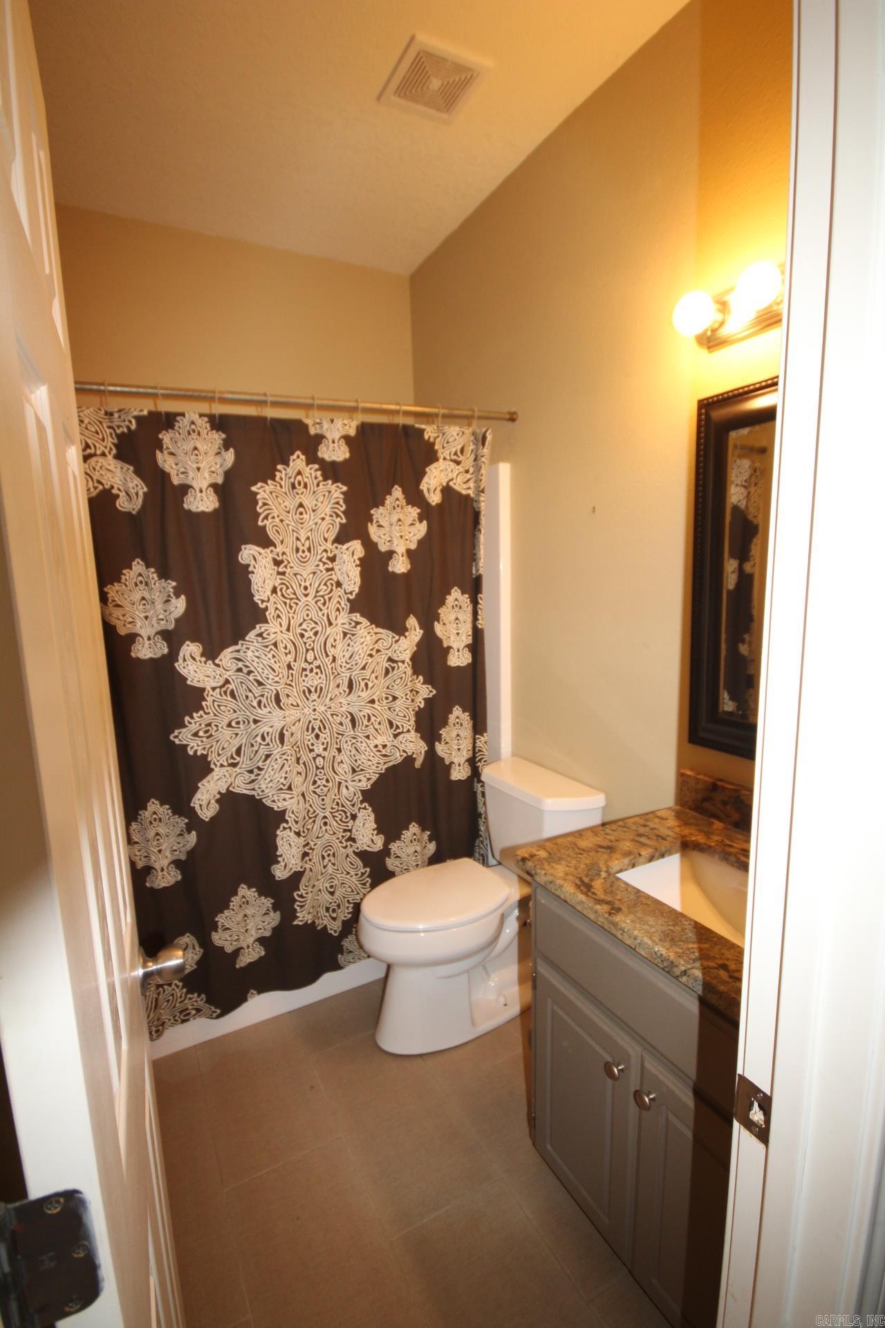 DEERWOOD ESTATES - Residential