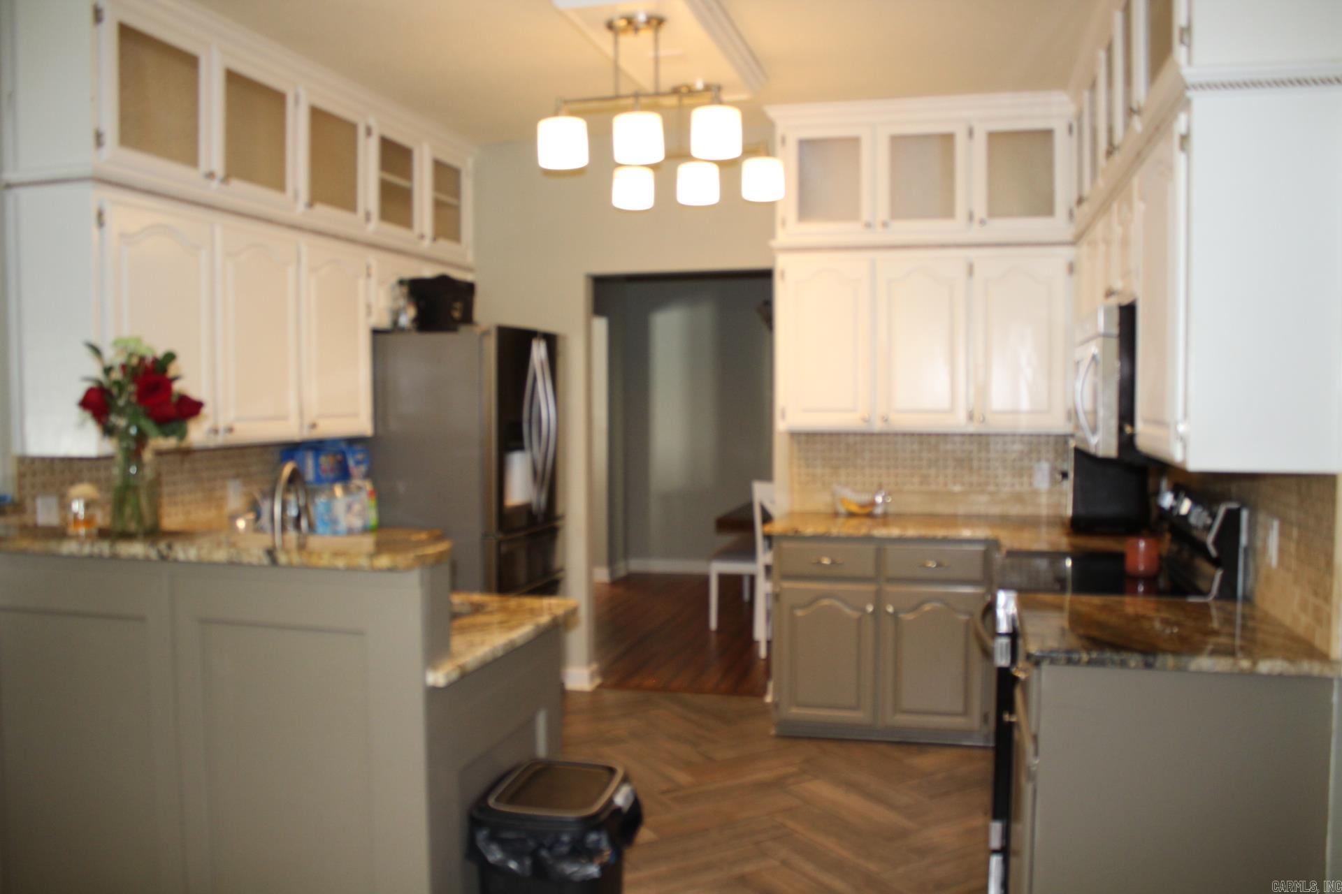 DEERWOOD ESTATES - Residential