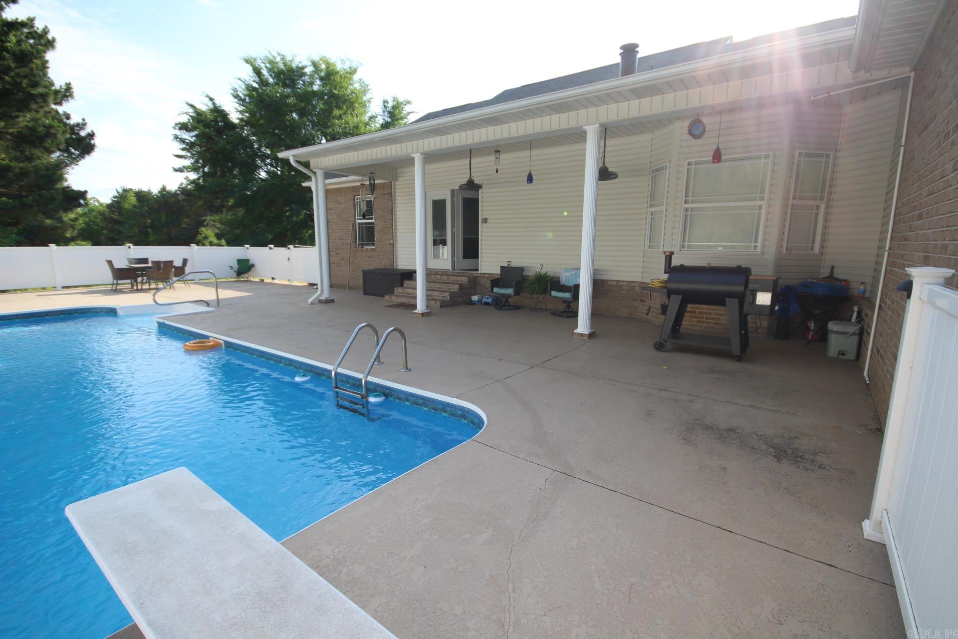DEERWOOD ESTATES - Residential