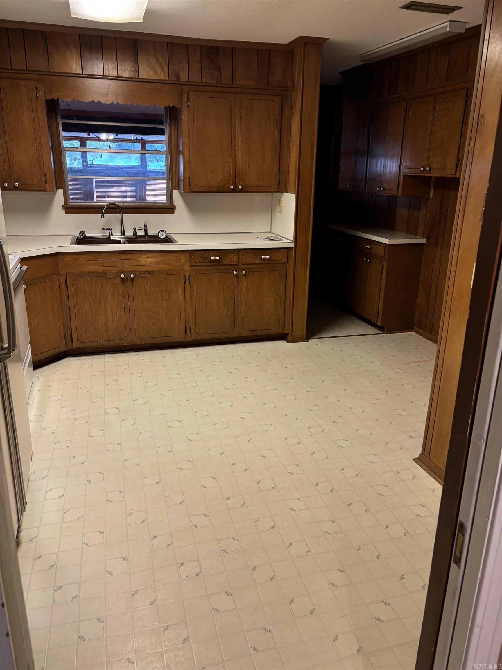 Crestwood - Residential Lease