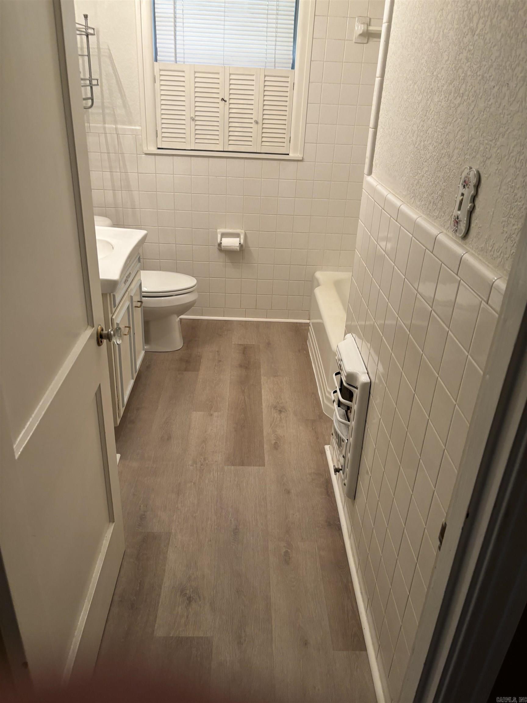 Crestwood - Residential Lease