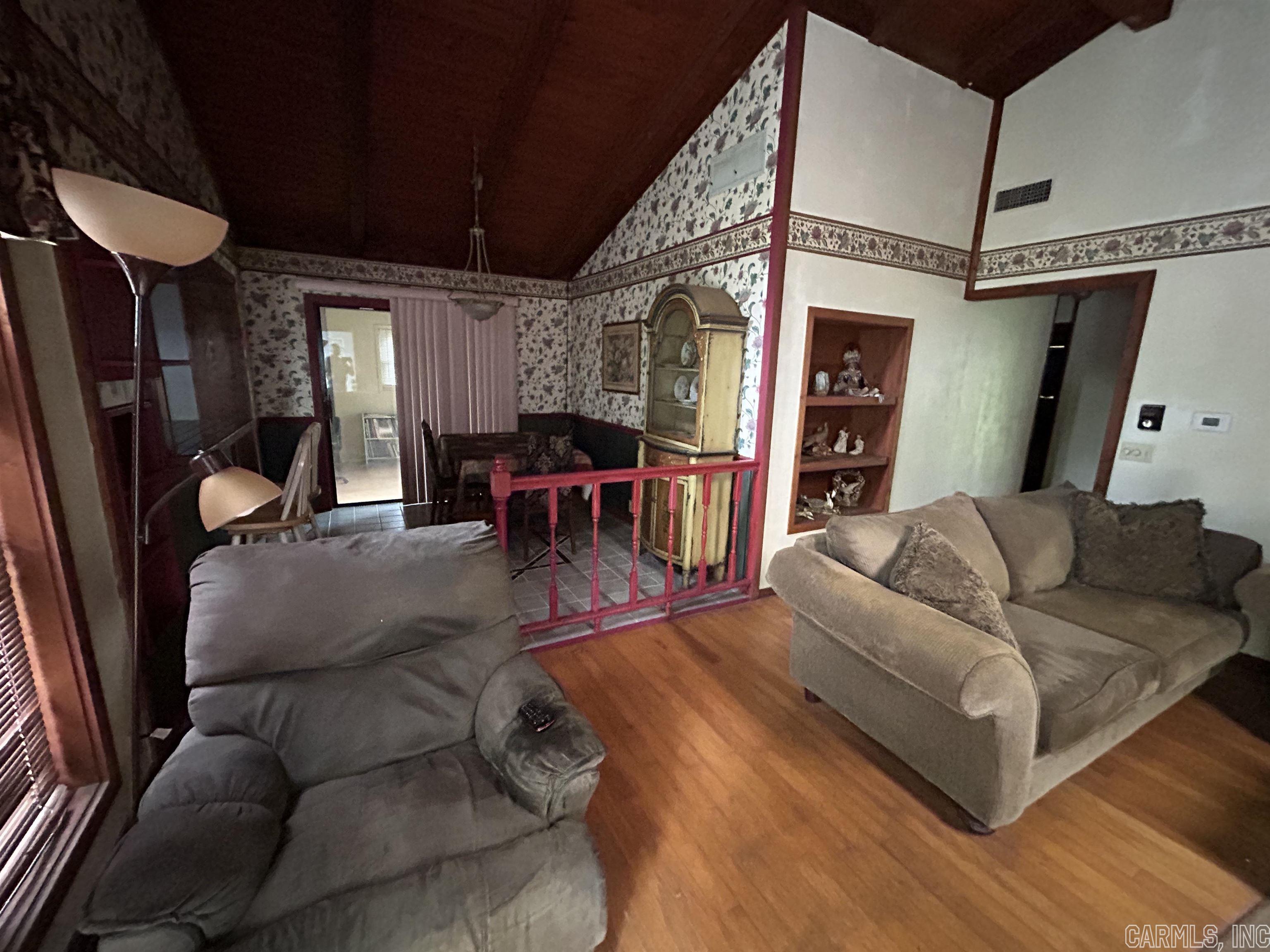 Metes & Bounds - Residential