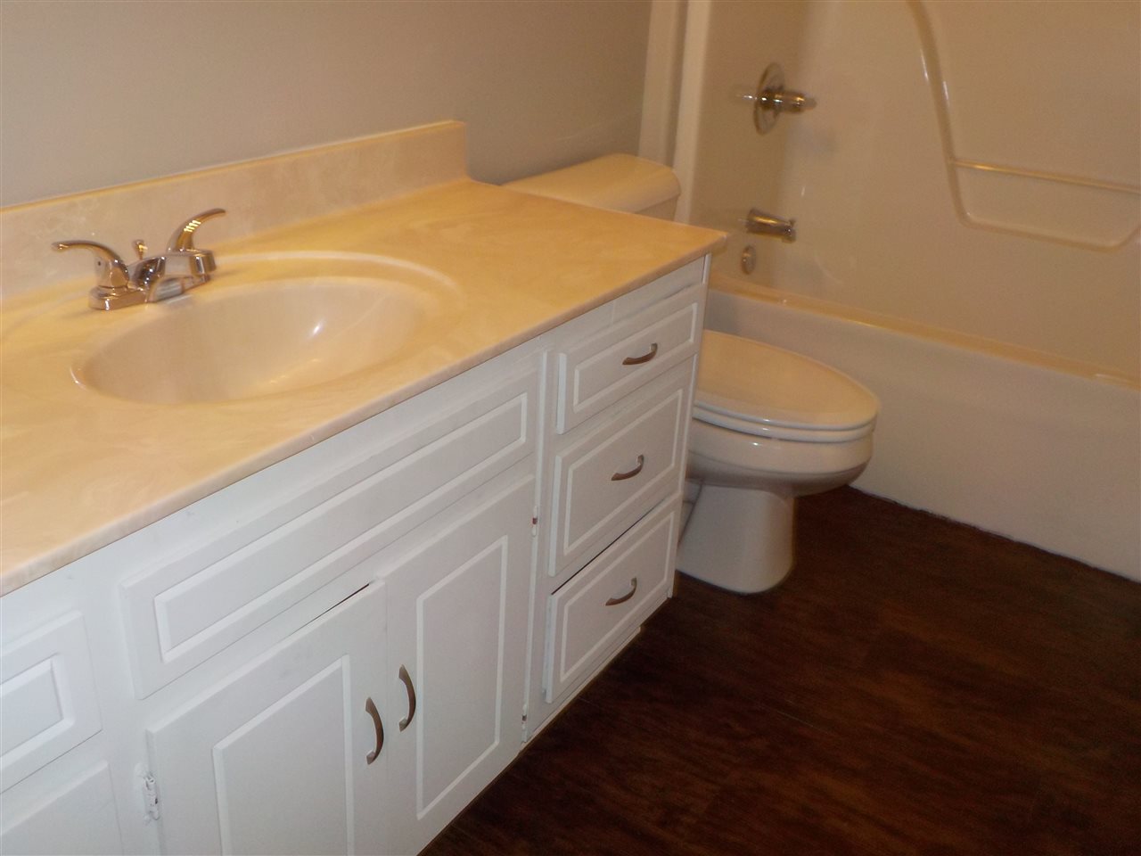 Timberwood Park II-C - Residential Lease