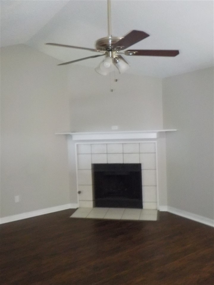 Timberwood Park II-C - Residential Lease