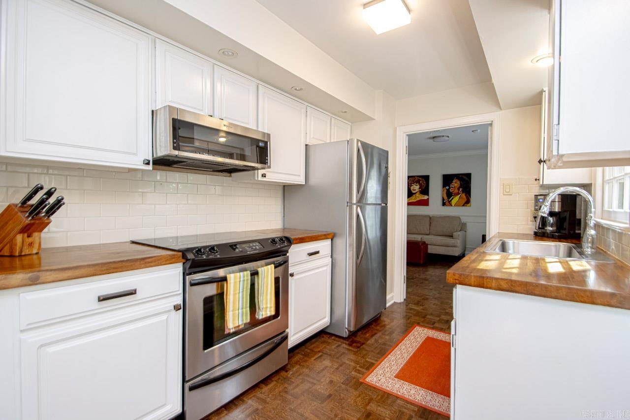 Townhouse in the Park HPR - Residential