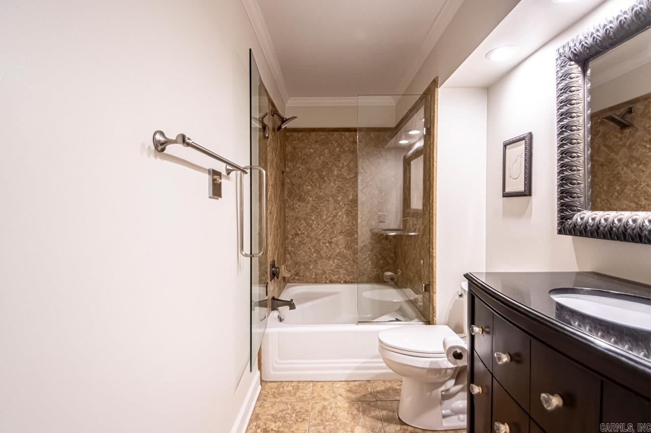 Townhouse in the Park HPR - Residential