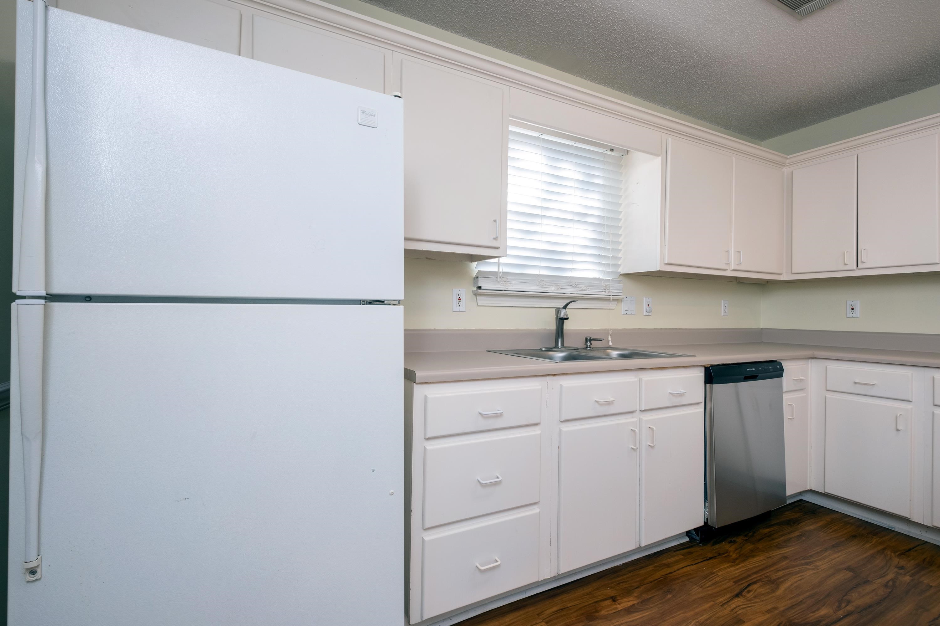 CHERRY CREEK ADDN - Residential