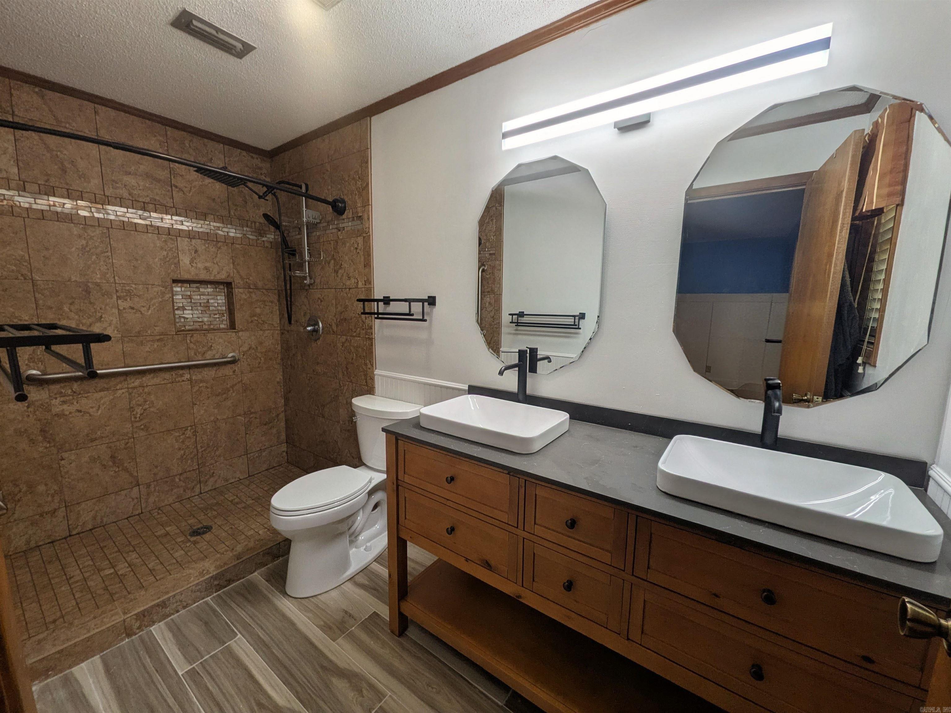 CHEROKEE HILLS 3 - Residential