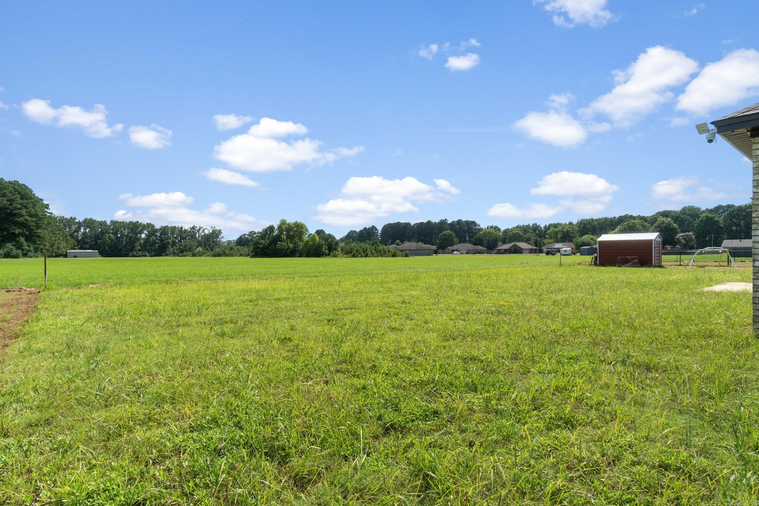 BAKER'S FIELD - Residential