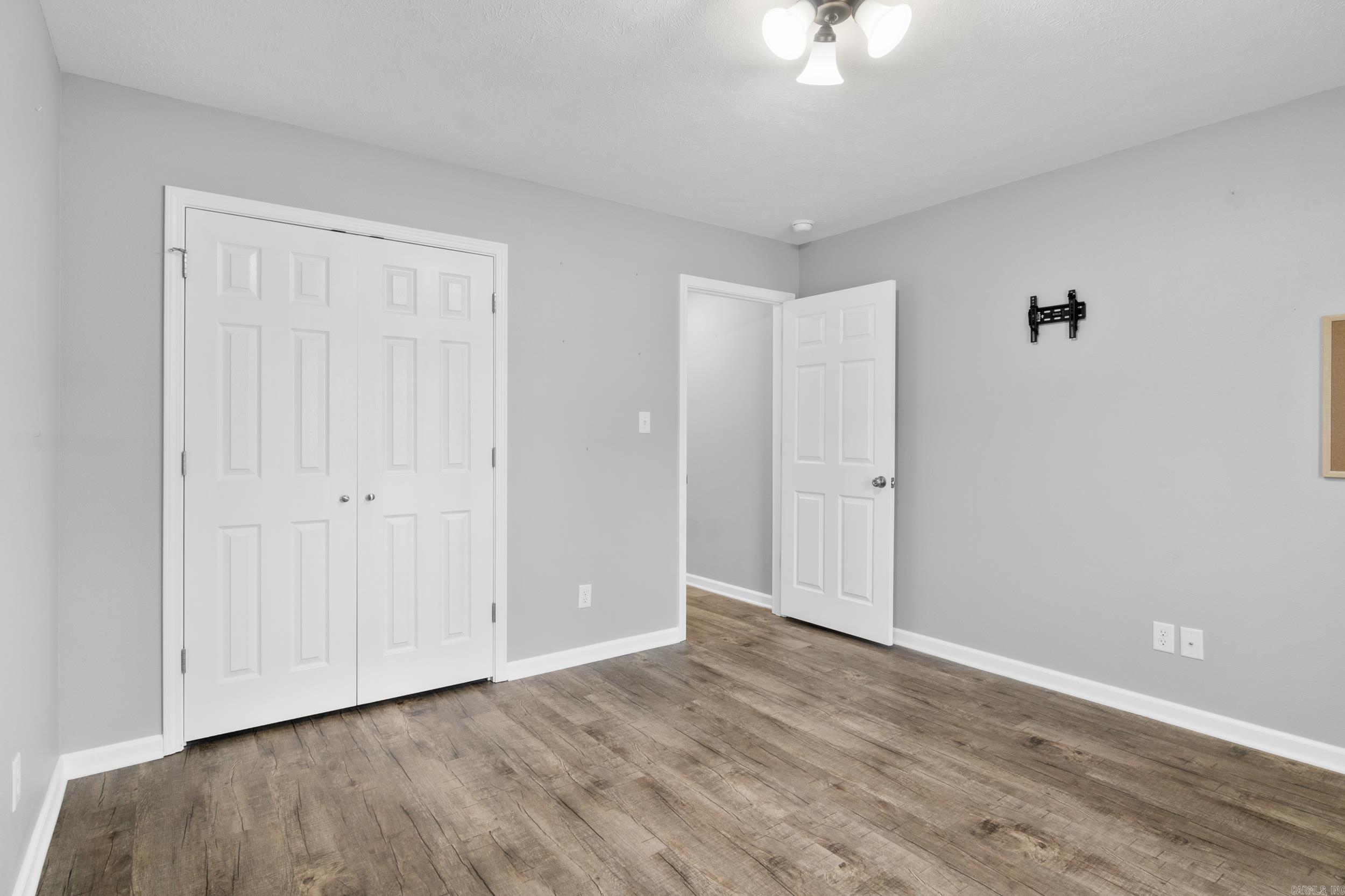 BAKER'S FIELD - Residential