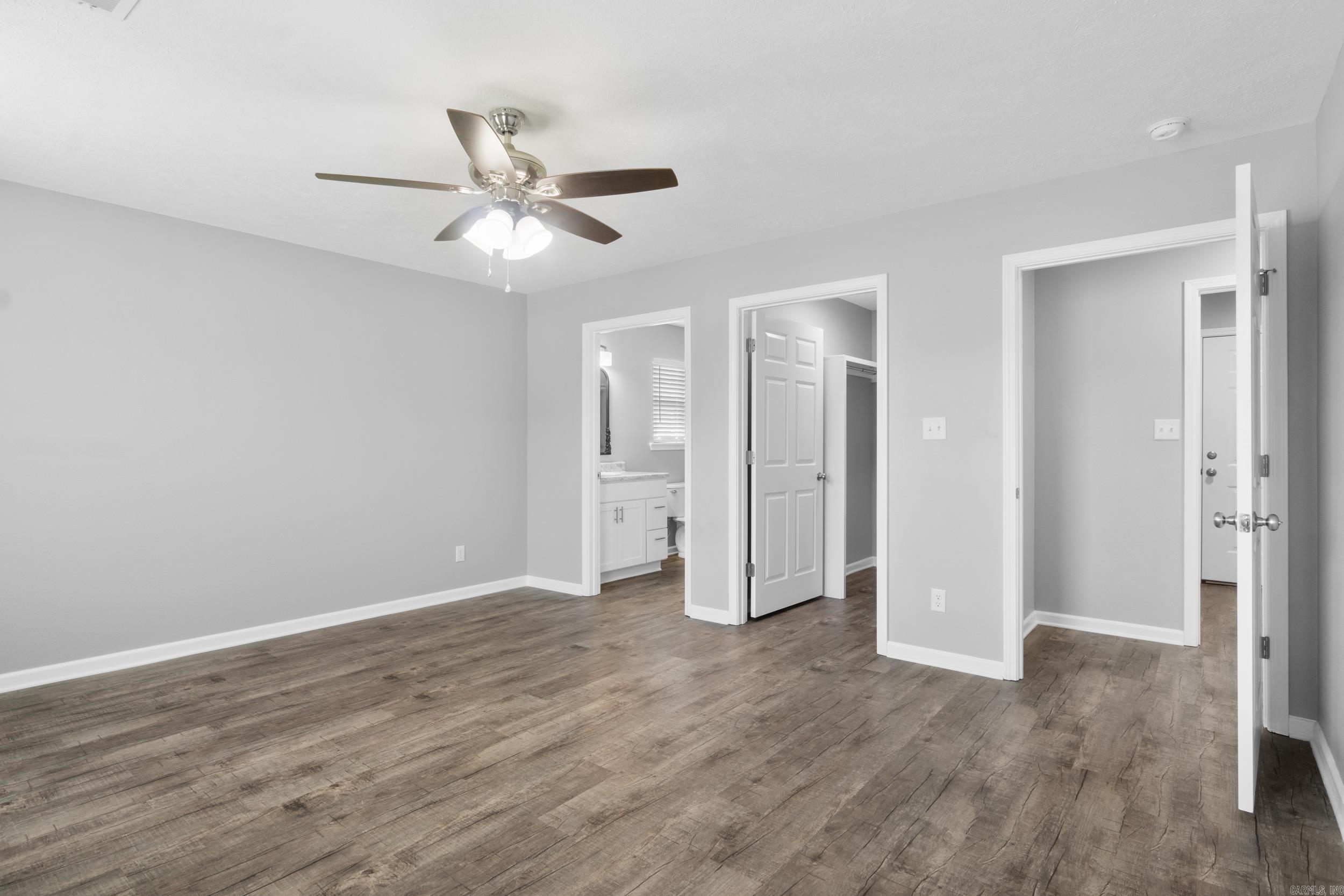 BAKER'S FIELD - Residential