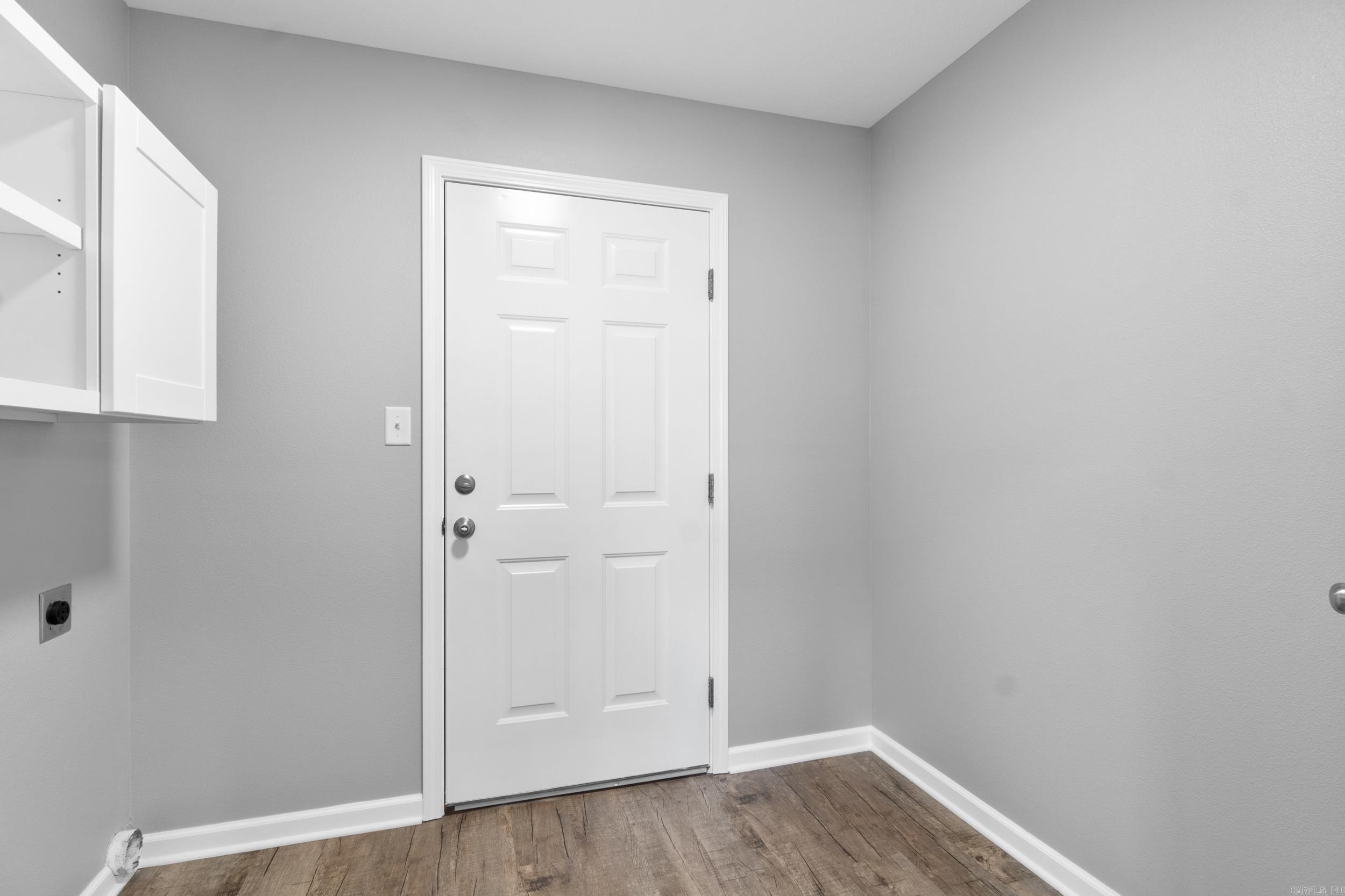 BAKER'S FIELD - Residential