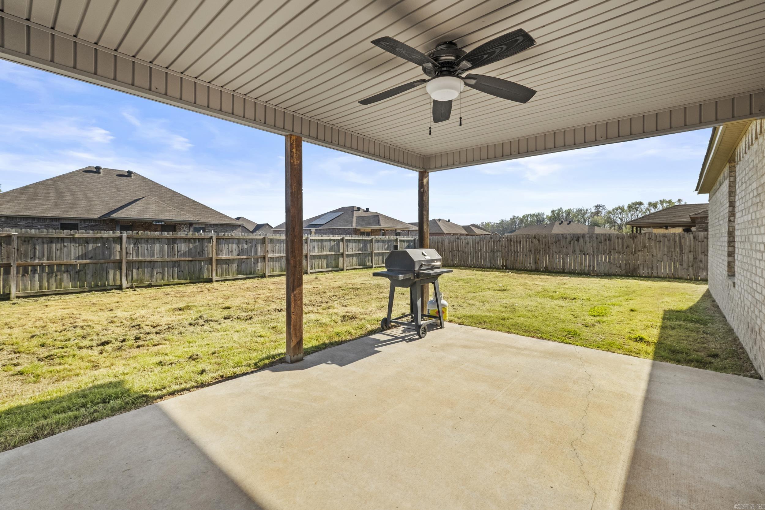 STONEHENGE PLACE - Residential