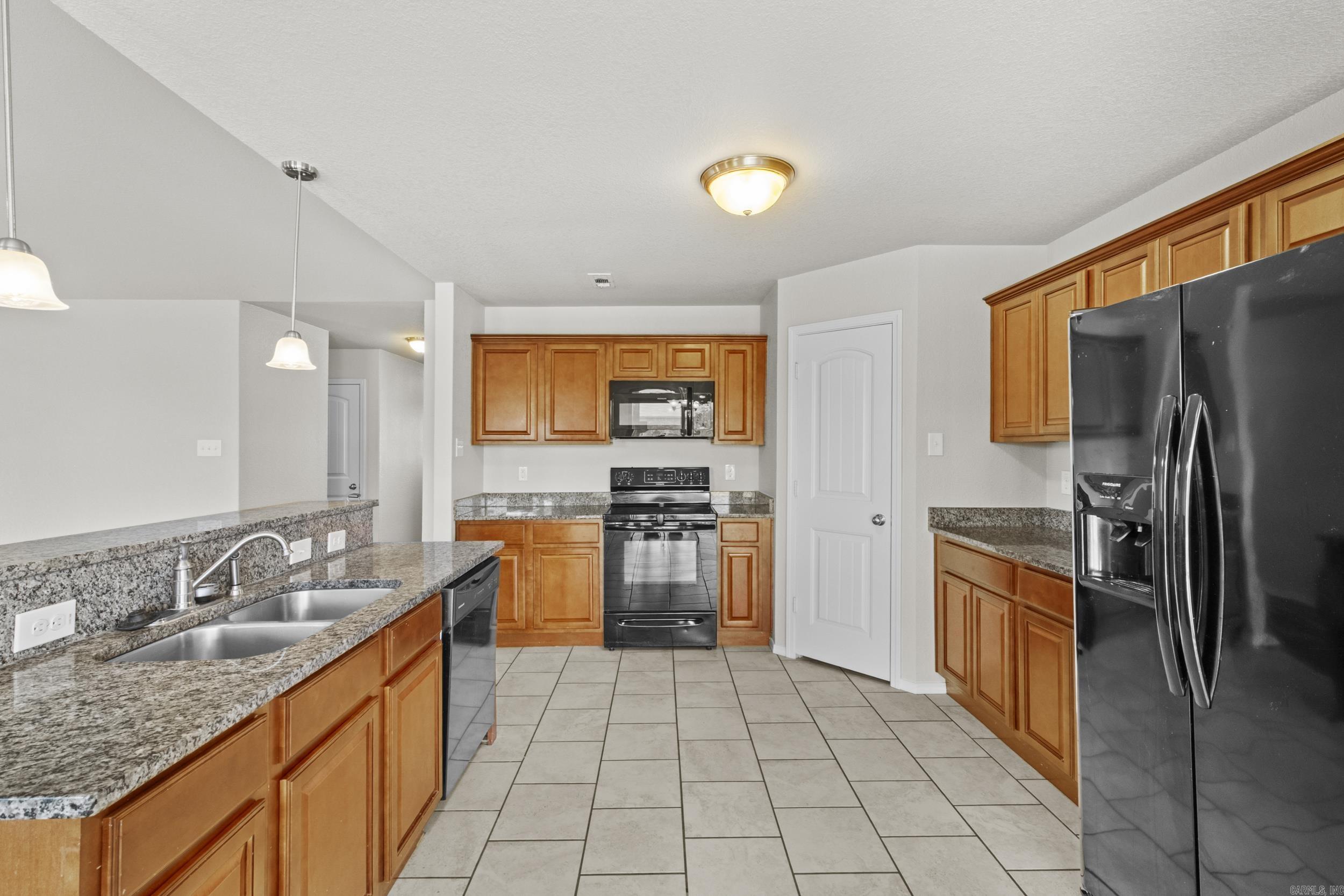 STONEHENGE PLACE - Residential