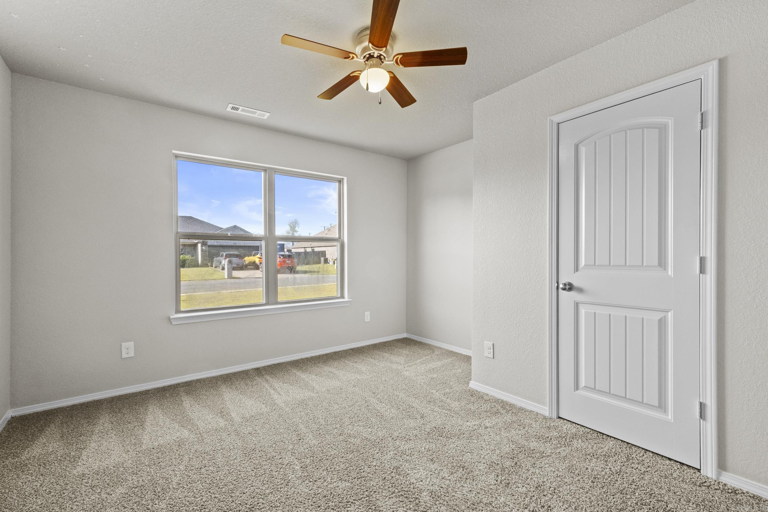 STONEHENGE PLACE - Residential