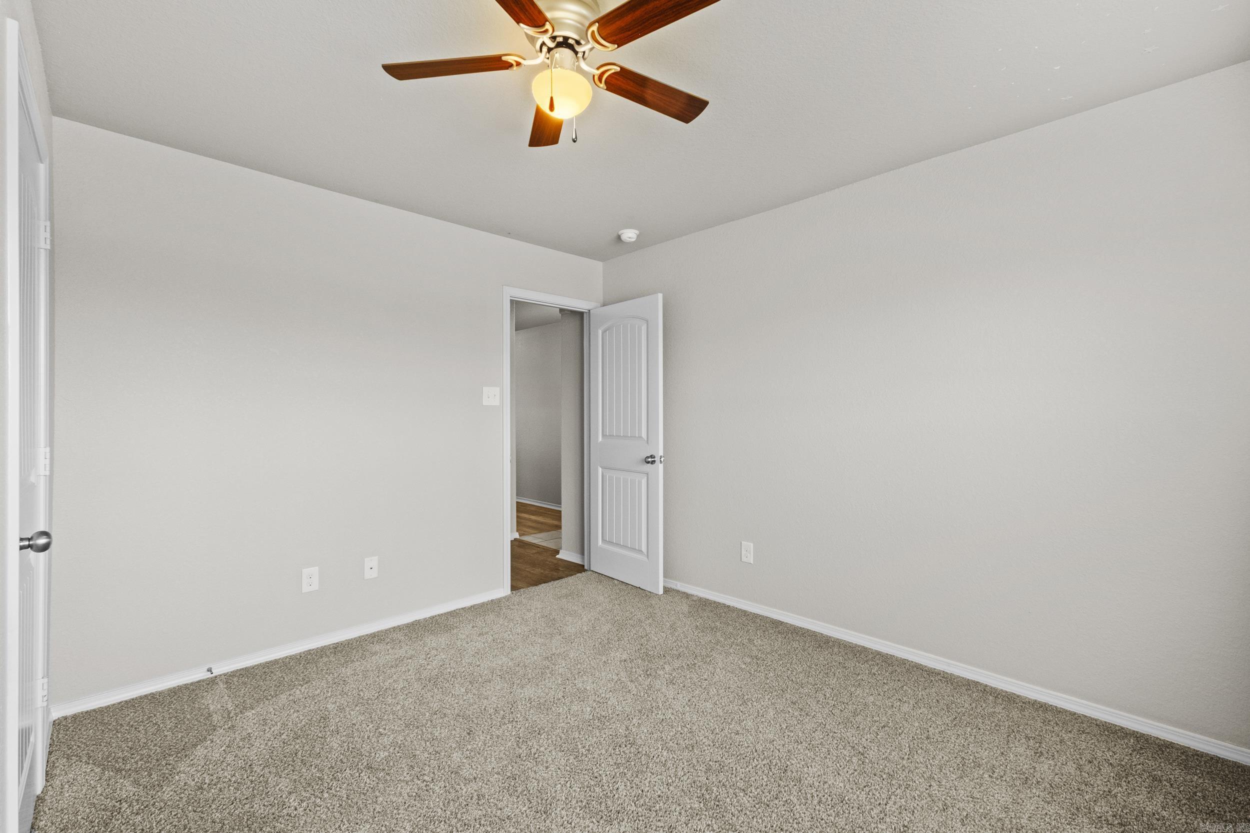 STONEHENGE PLACE - Residential