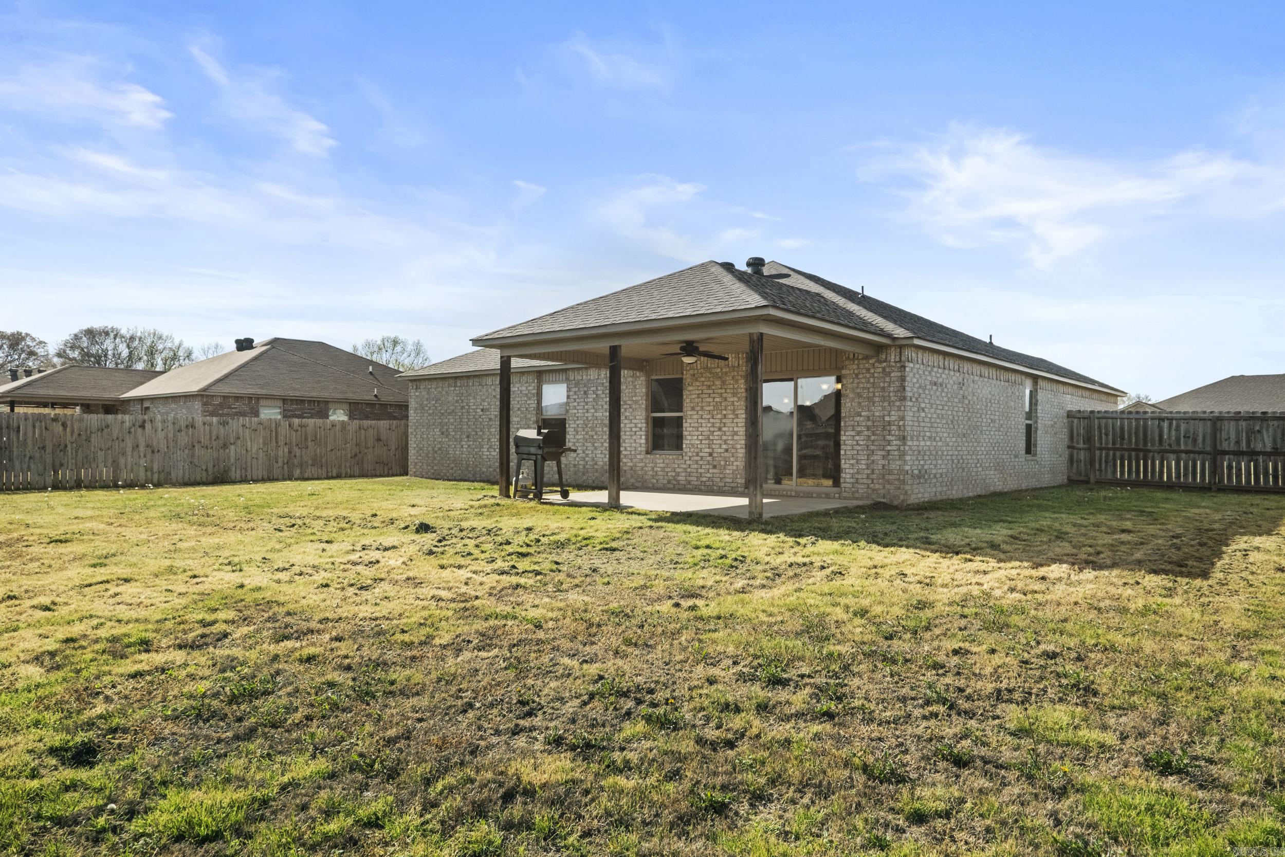 STONEHENGE PLACE - Residential