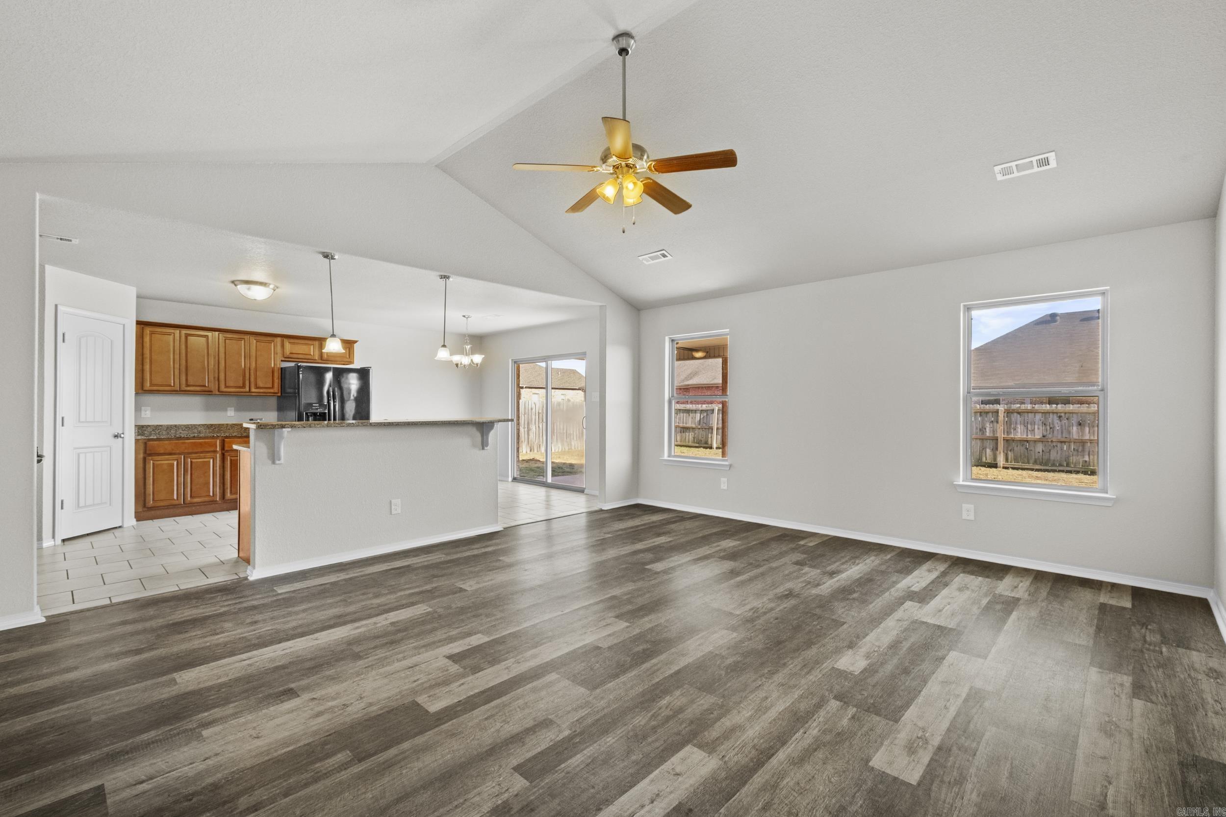 STONEHENGE PLACE - Residential