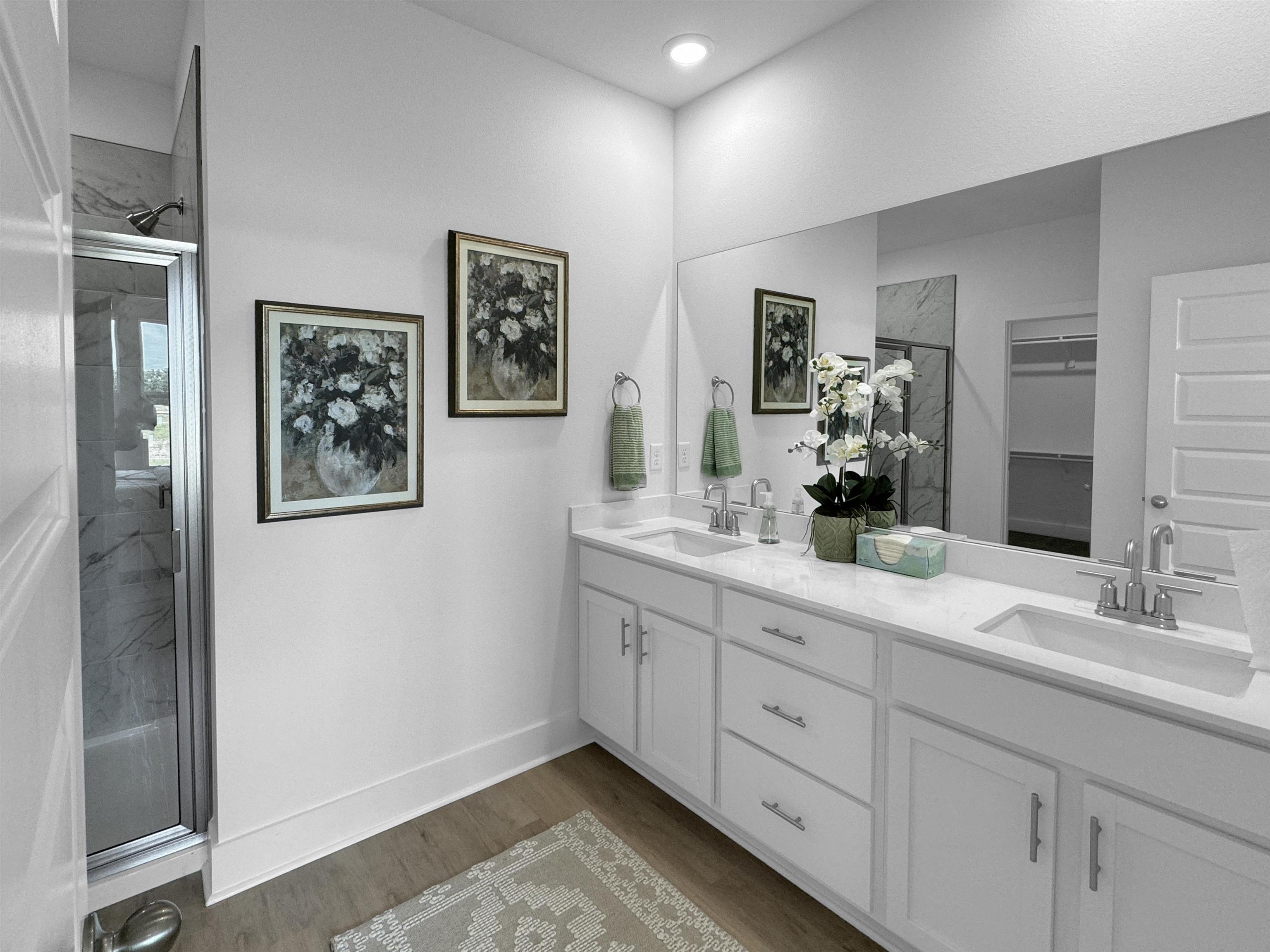 THE RESERVE AT COUNTRY CLUB PHAS - Residential