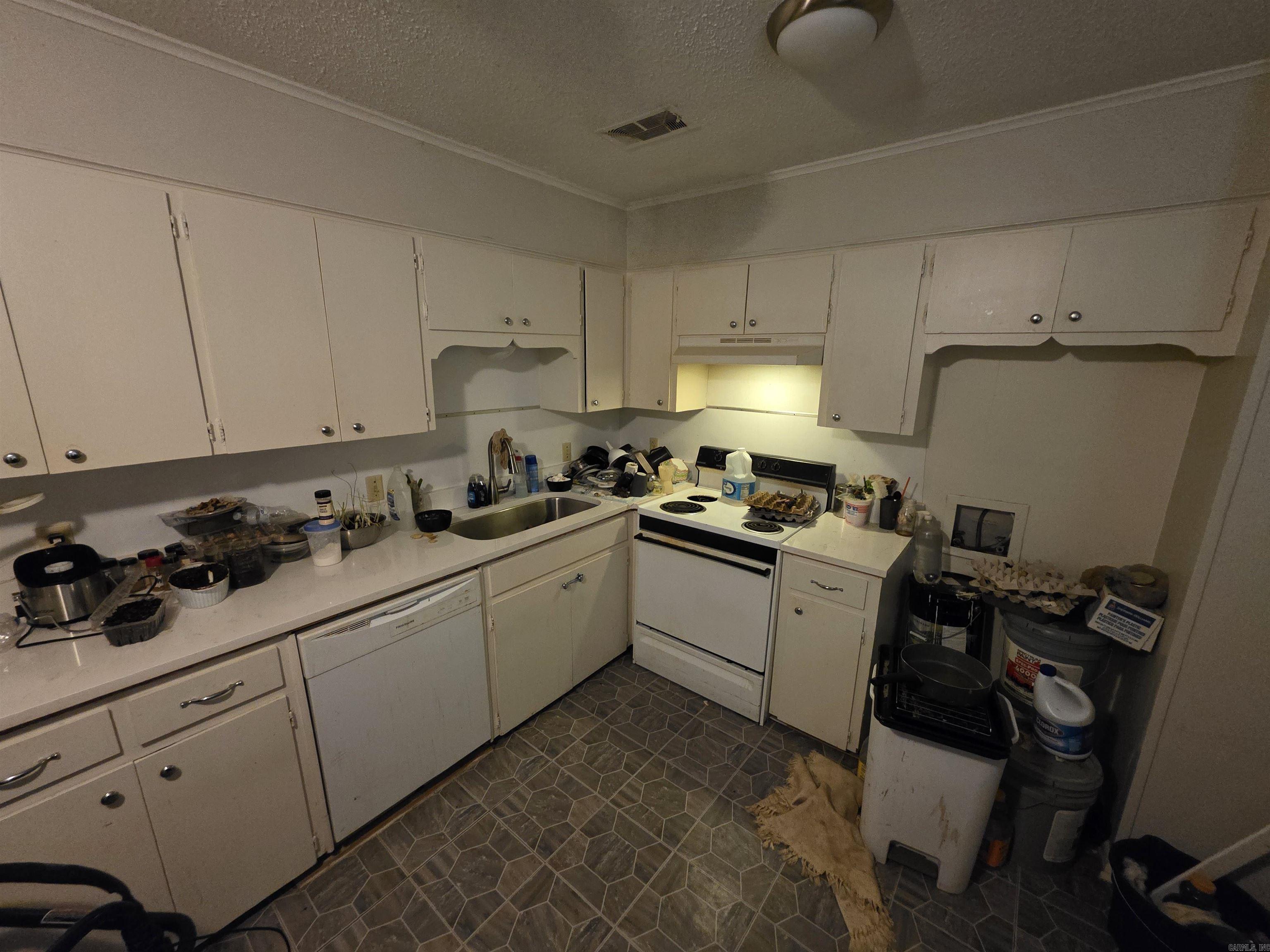 BELWOOD ADDN - Residential Income