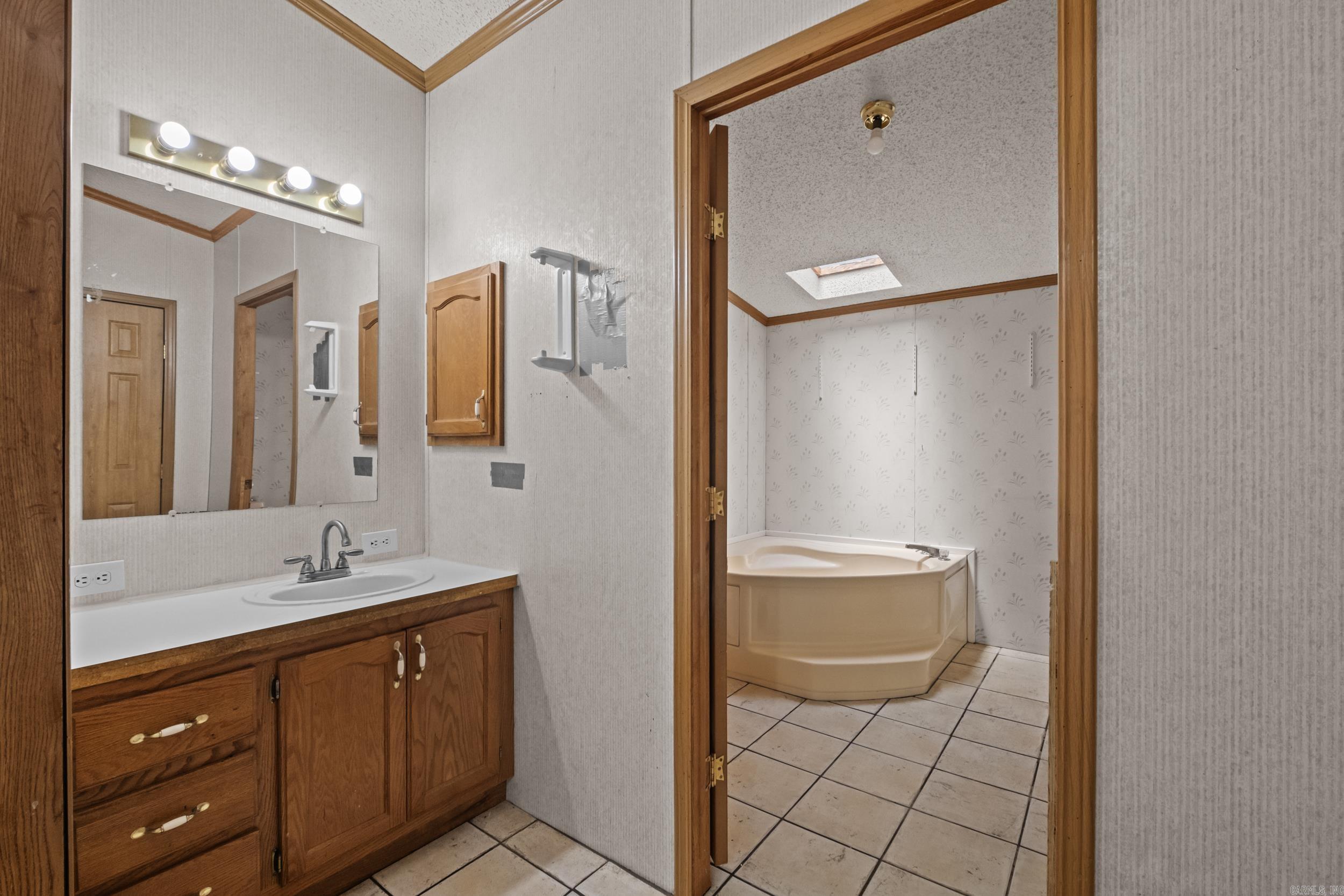 BROOKRIDGE ESTATES - Residential