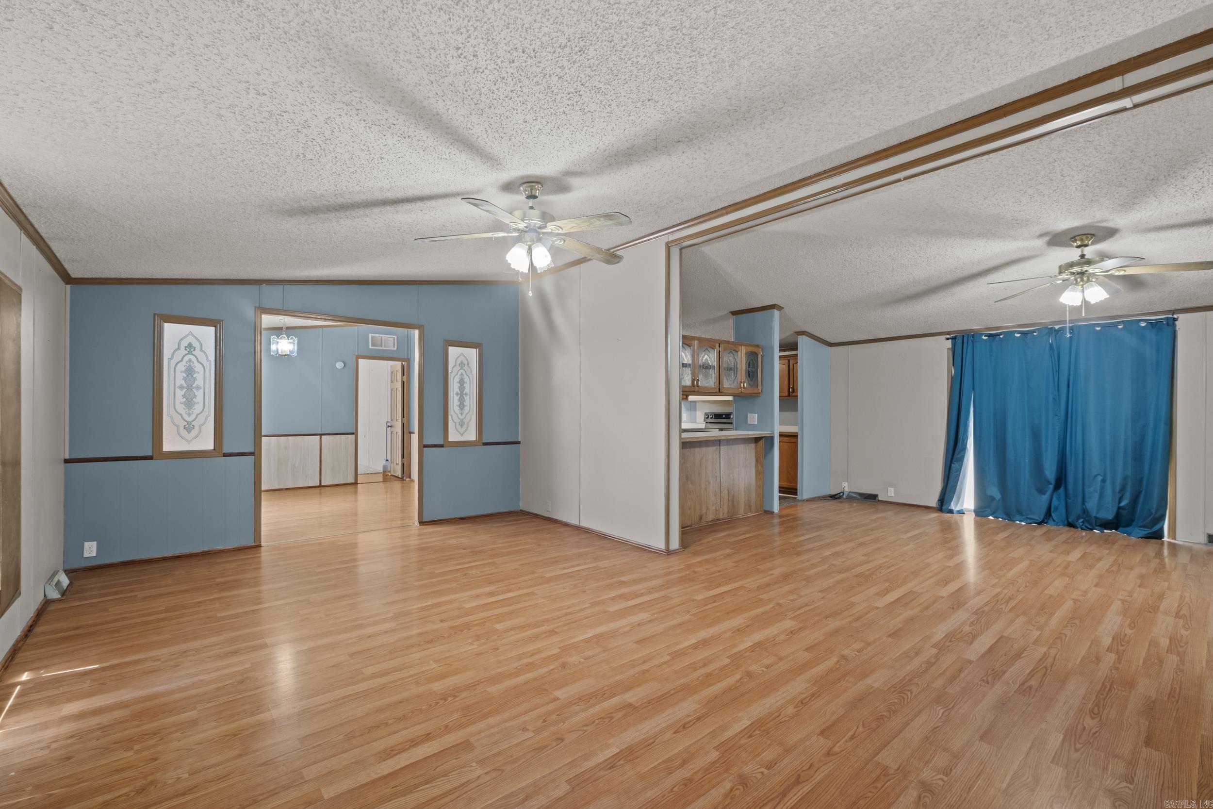 BROOKRIDGE ESTATES - Residential