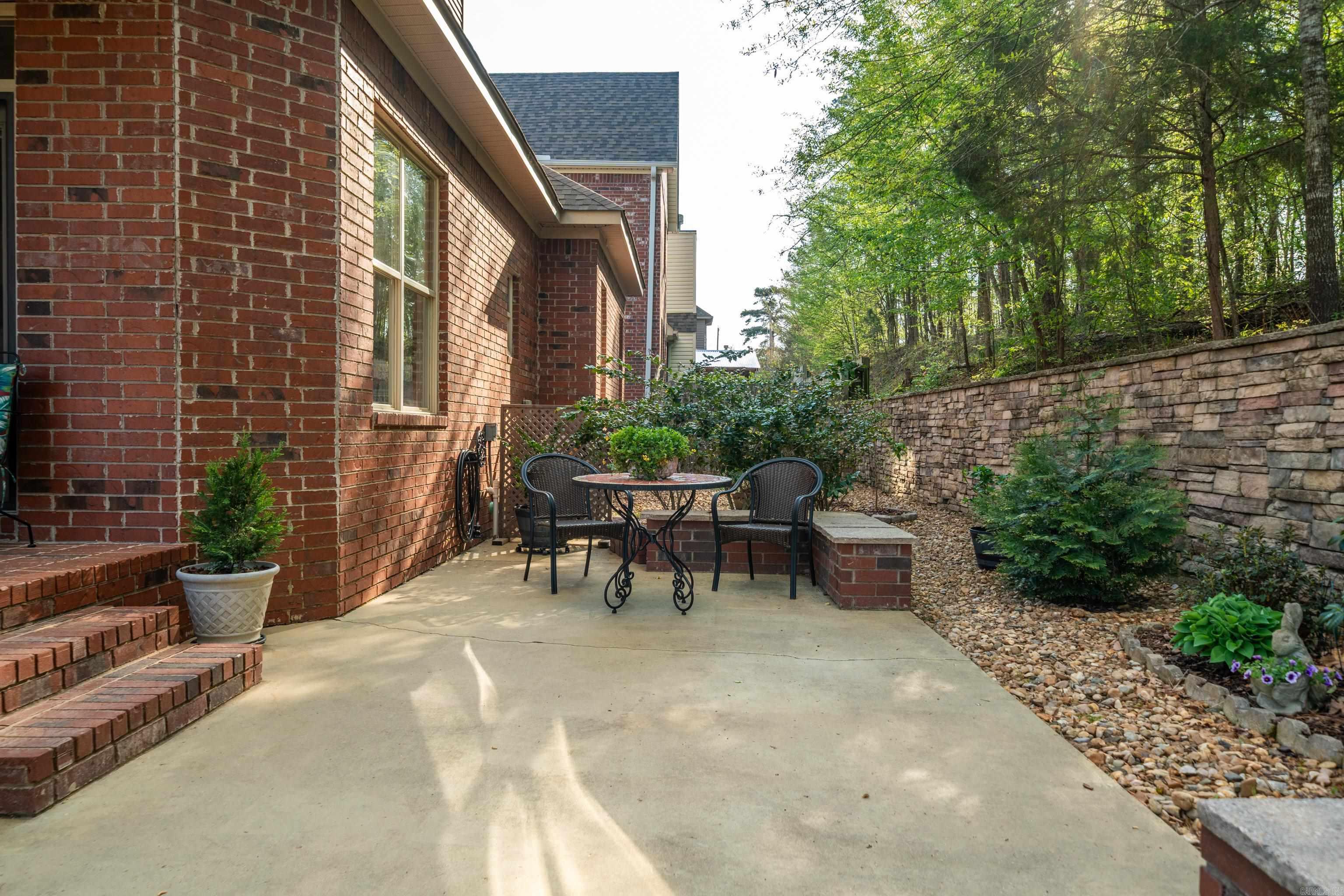 BURCHWOOD COVE - Residential