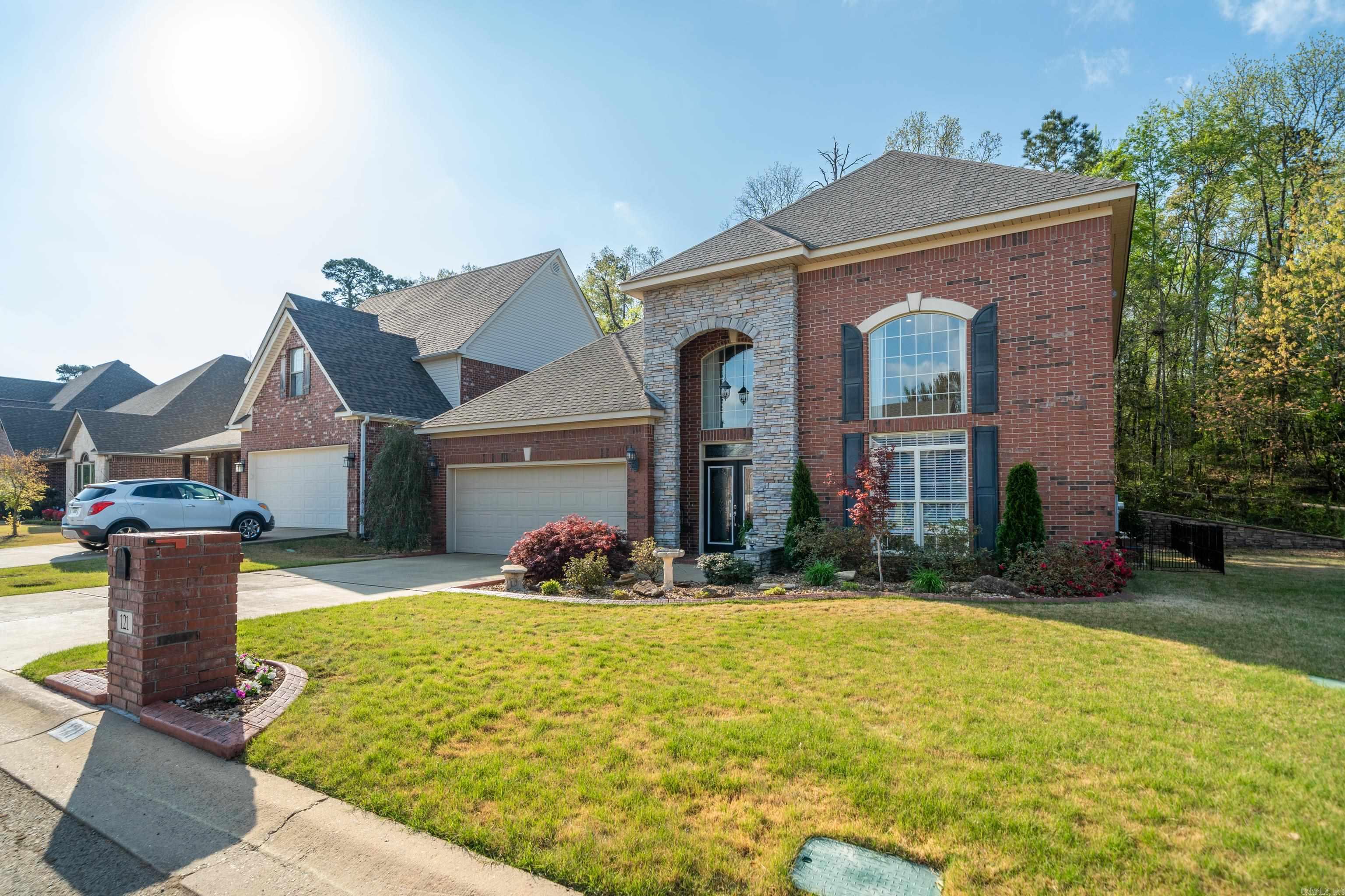 BURCHWOOD COVE - Residential