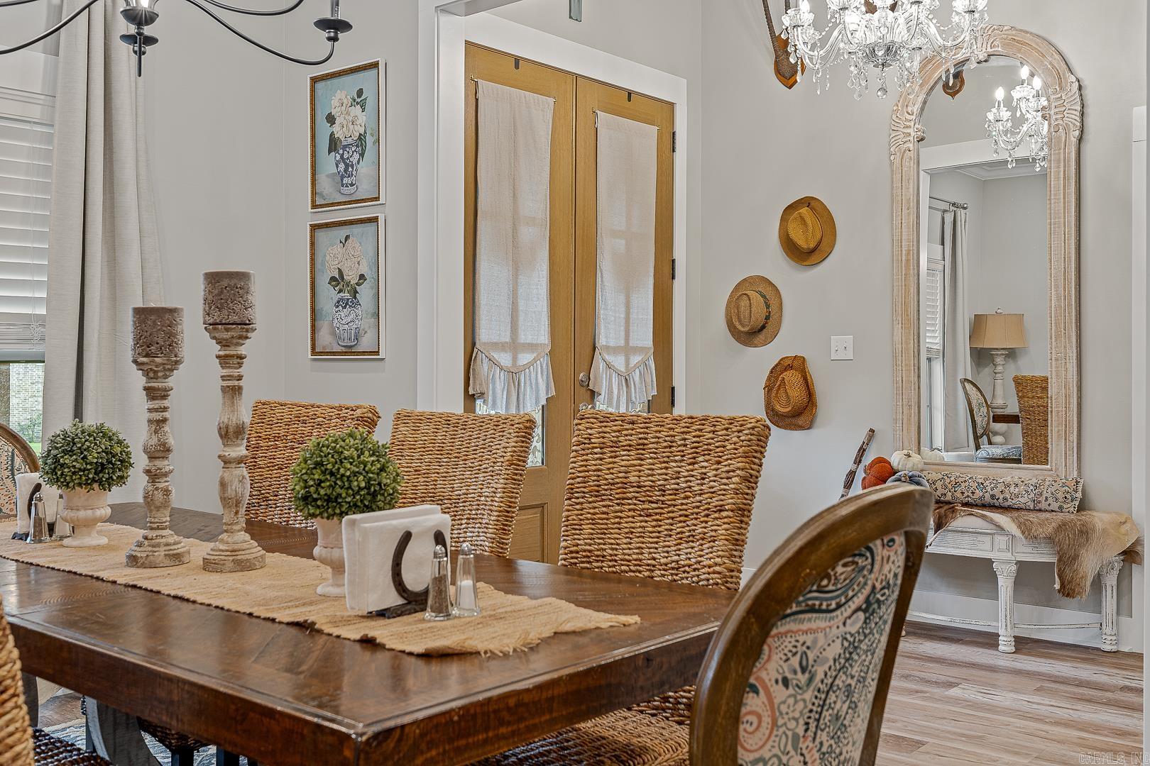 WHISPERING HILLS - Residential