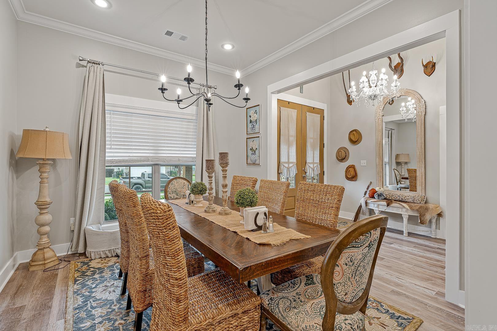 WHISPERING HILLS - Residential