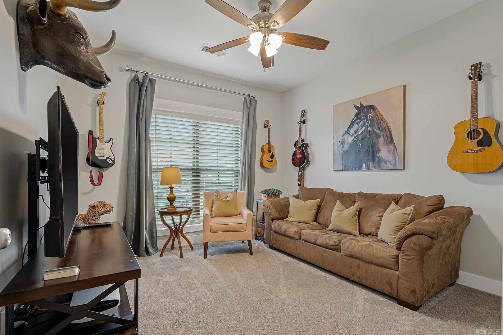 WHISPERING HILLS - Residential