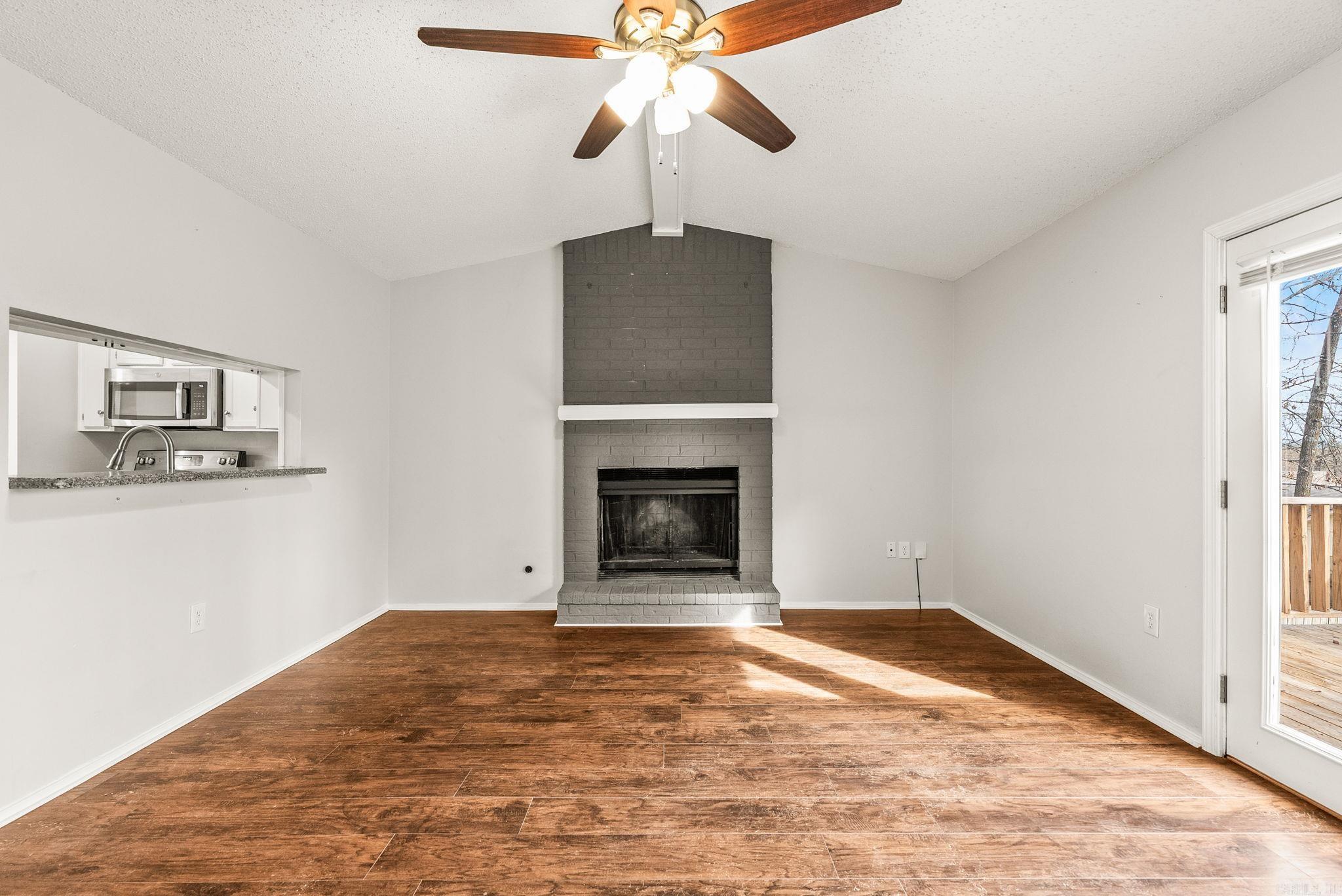 ROLLING OAKS - Residential