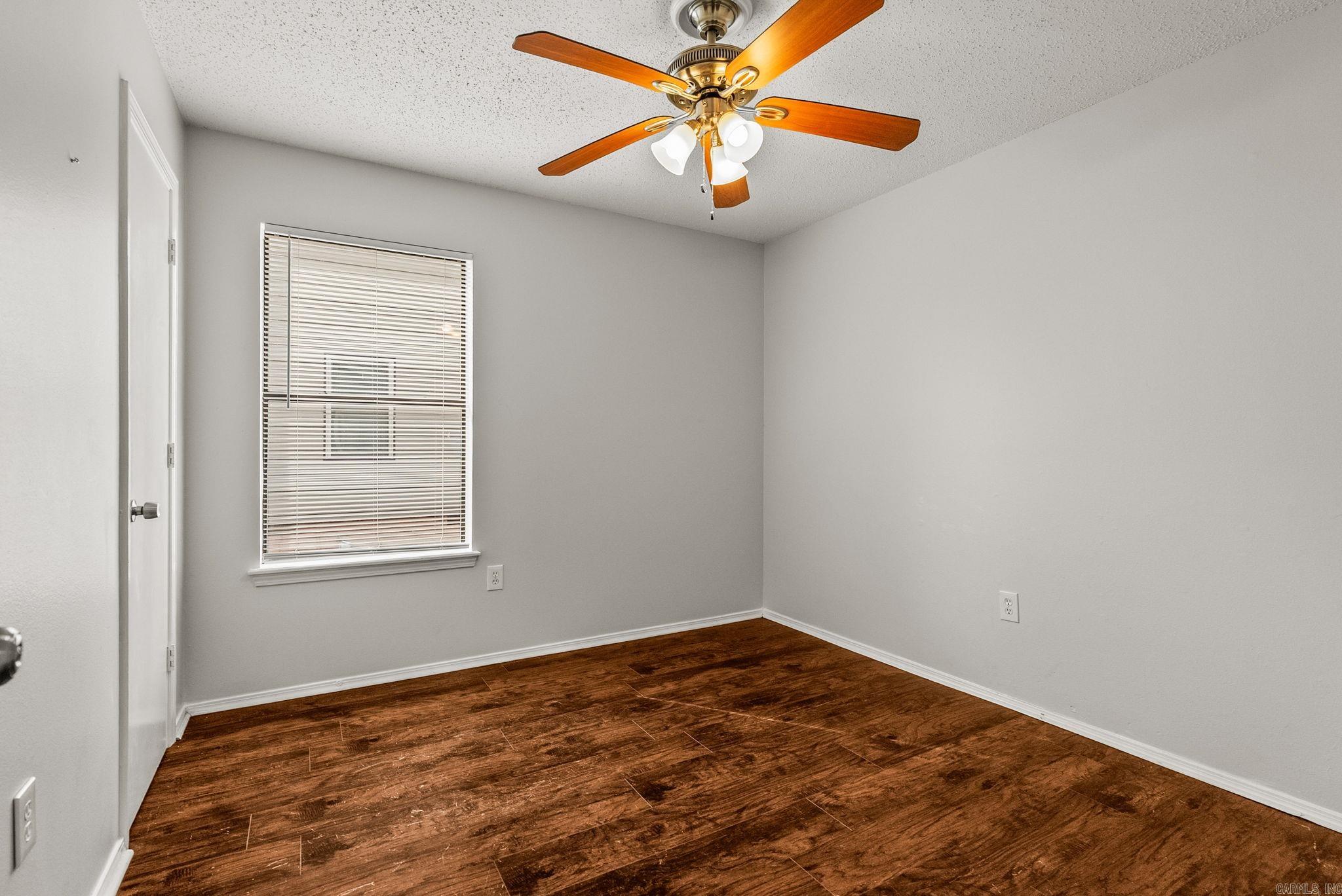 ROLLING OAKS - Residential