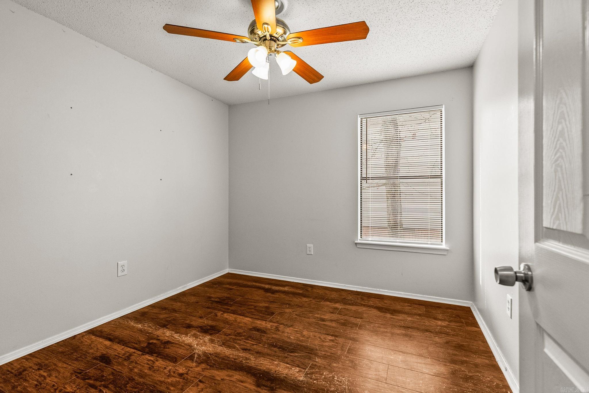 ROLLING OAKS - Residential