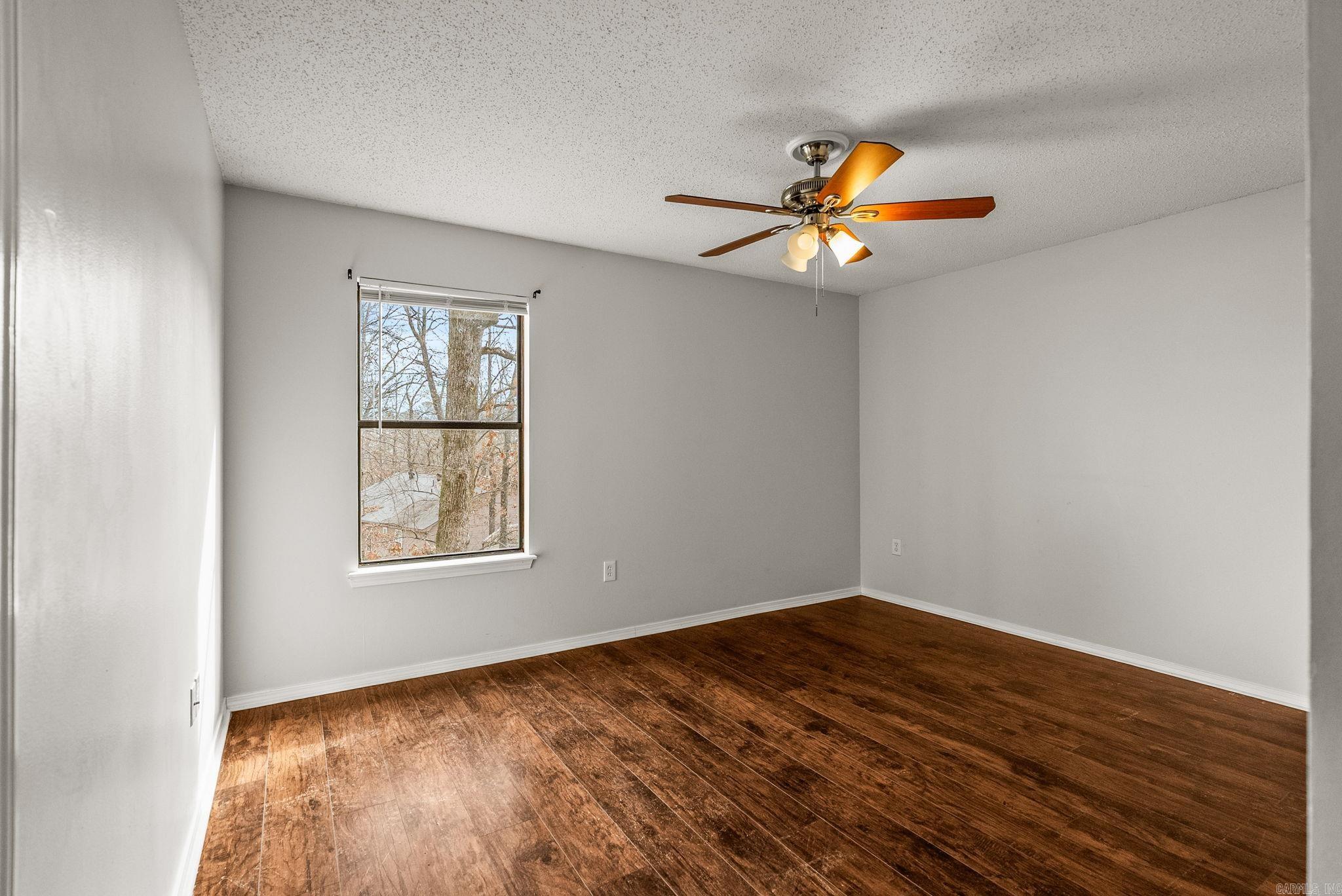 ROLLING OAKS - Residential