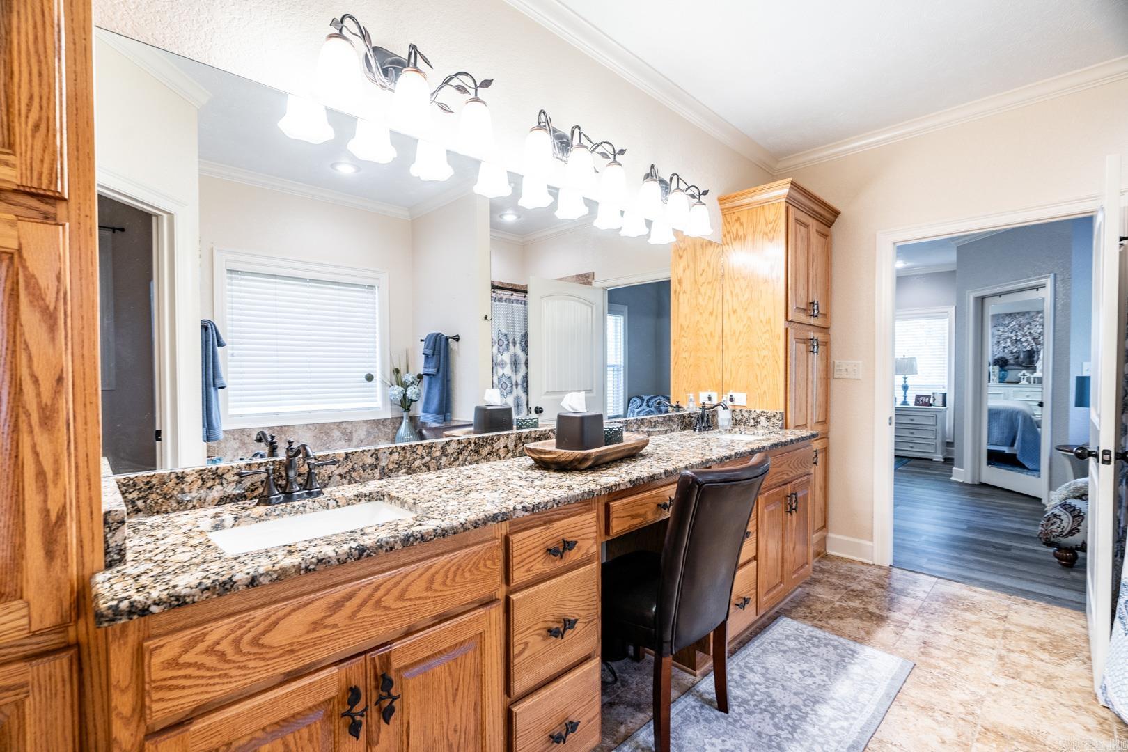 EAST RIVER DRIVE ESTATES - Residential