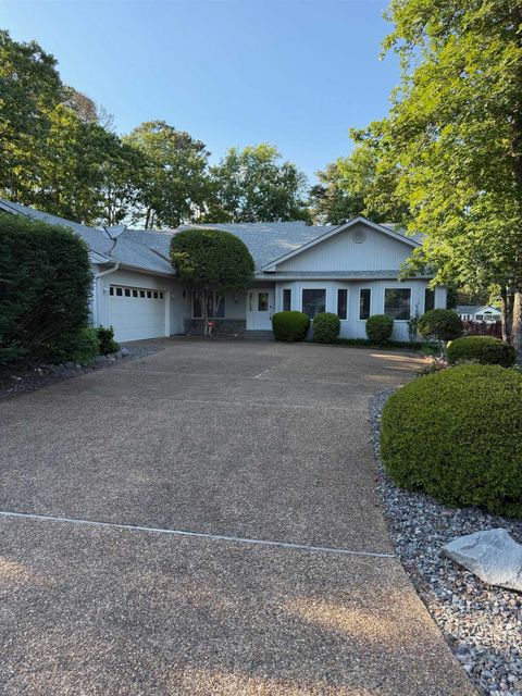 Photo of 18 Fastota Lane Ln, Hot Springs Village, AR 71909 (MLS # 26017743)