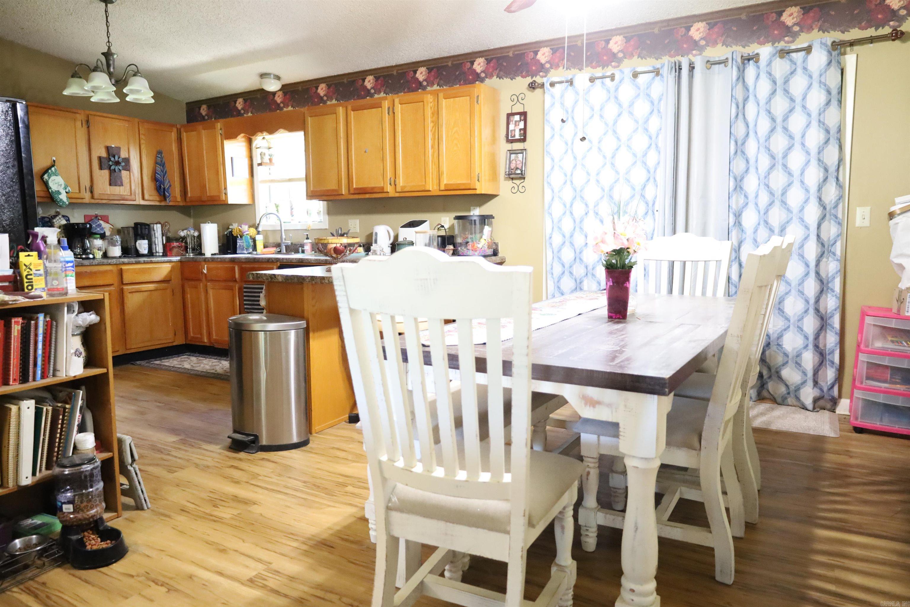 BLACKWOOD & BONE - Residential