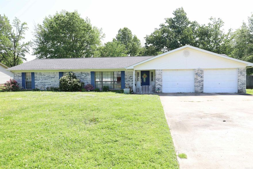 Looking for a great value with tons of potential.  This home features three bedrooms with a bonus room that could be a fourth bedroom. Fully fenced yard, handy storage building in back, just needs a little TLC, paint, flooring and a few fixes to make it shine.