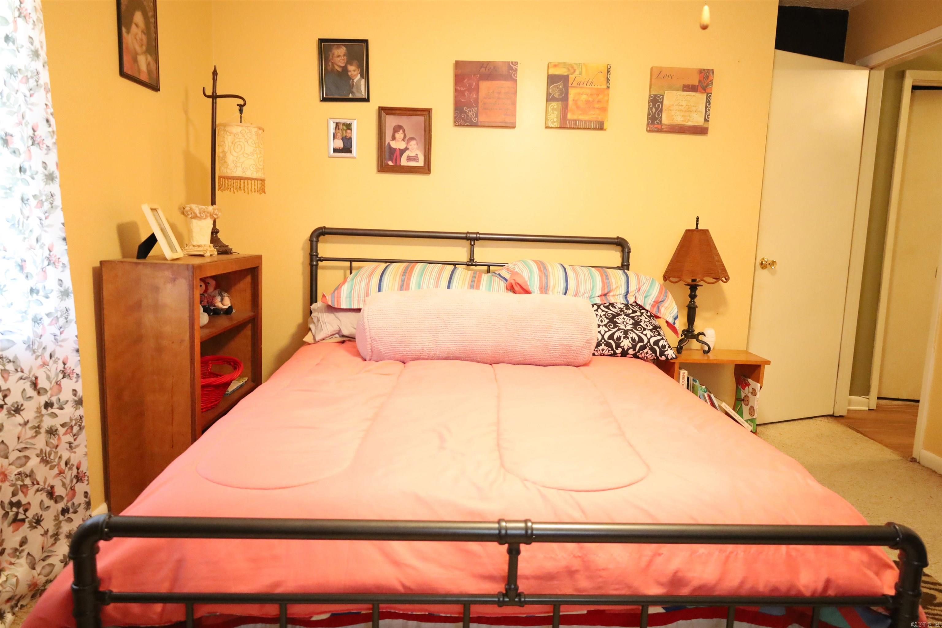 BLACKWOOD & BONE - Residential