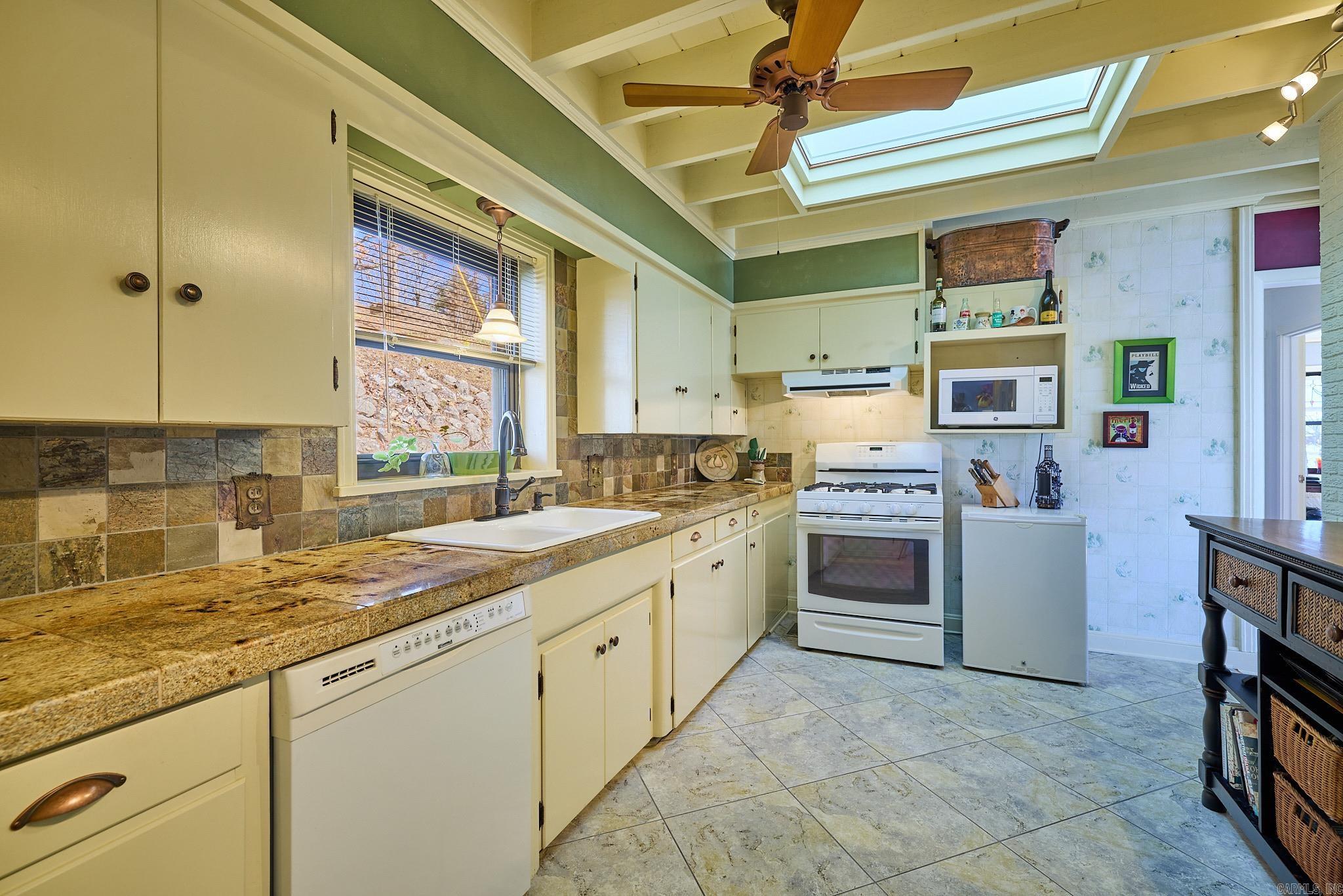 Lake View - Residential