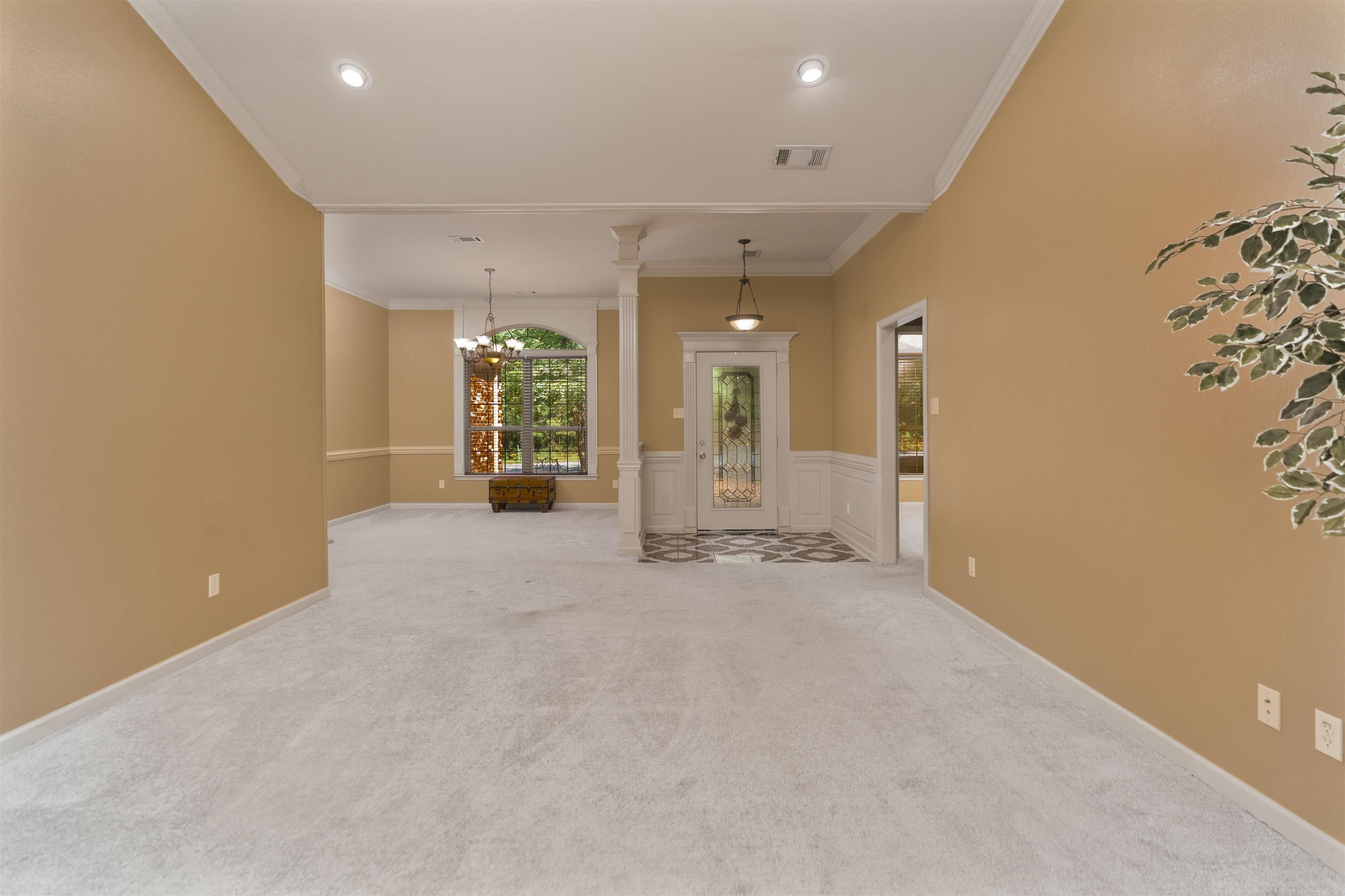 PINTUERERO - Residential