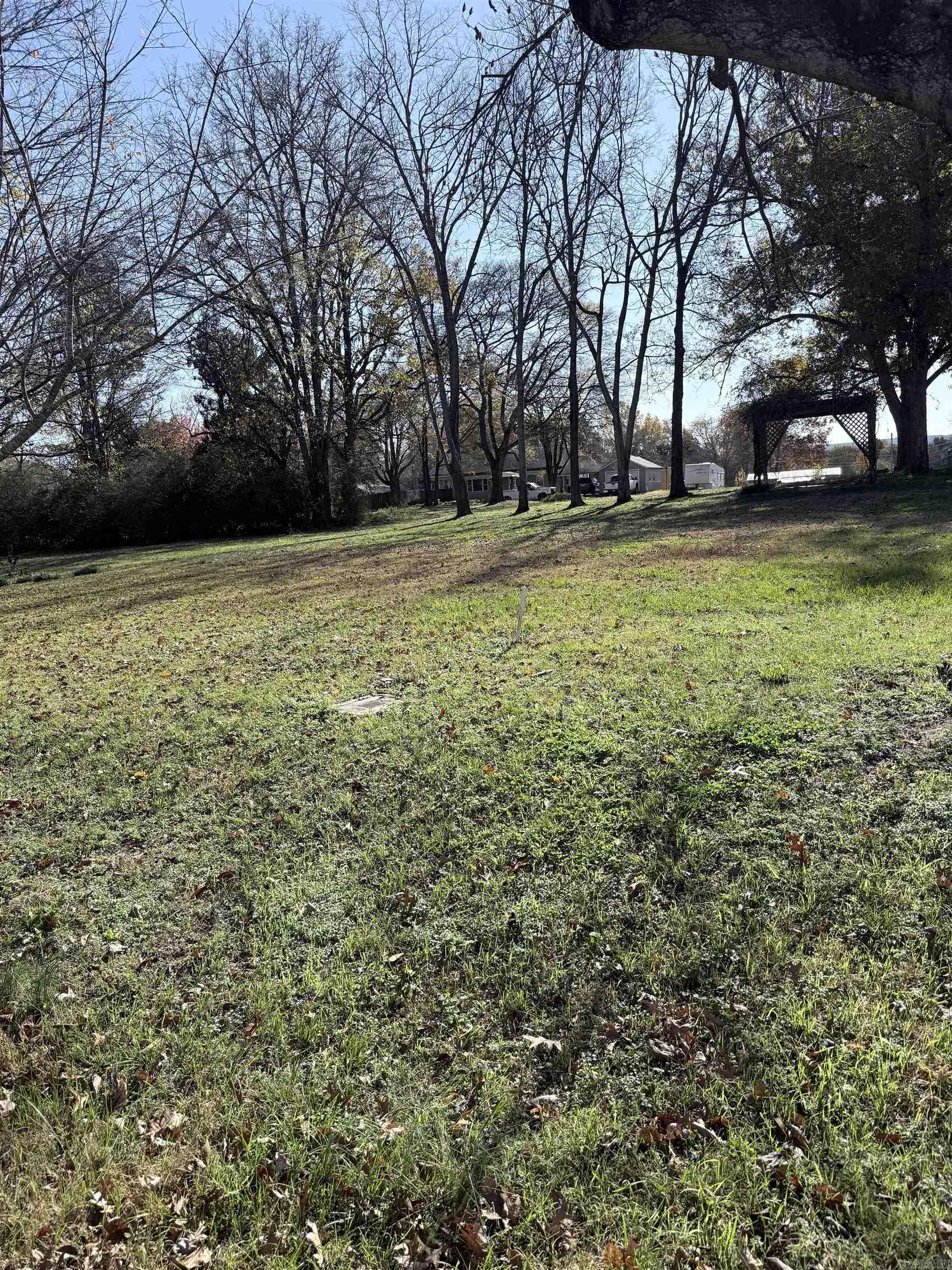 10-4-17 Perryville City - Land